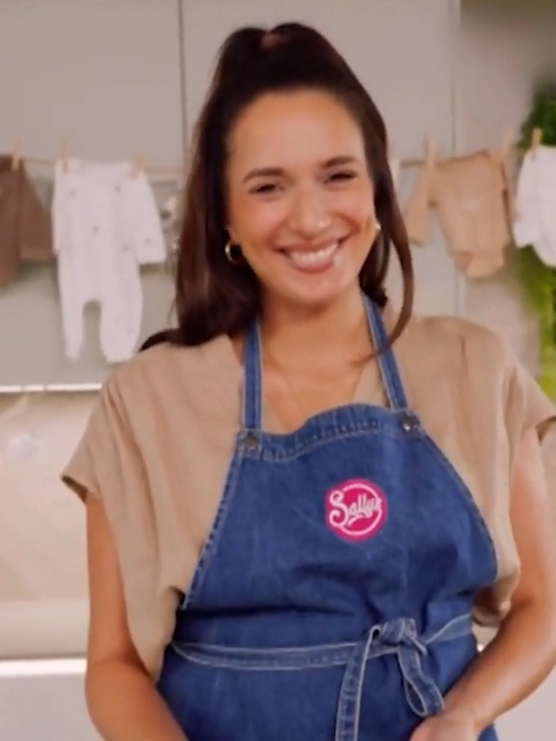 Bild zu: "Zuckersüße News! Ex-„Let’s Dance“-Kandidatin verrät Babygeschlecht"