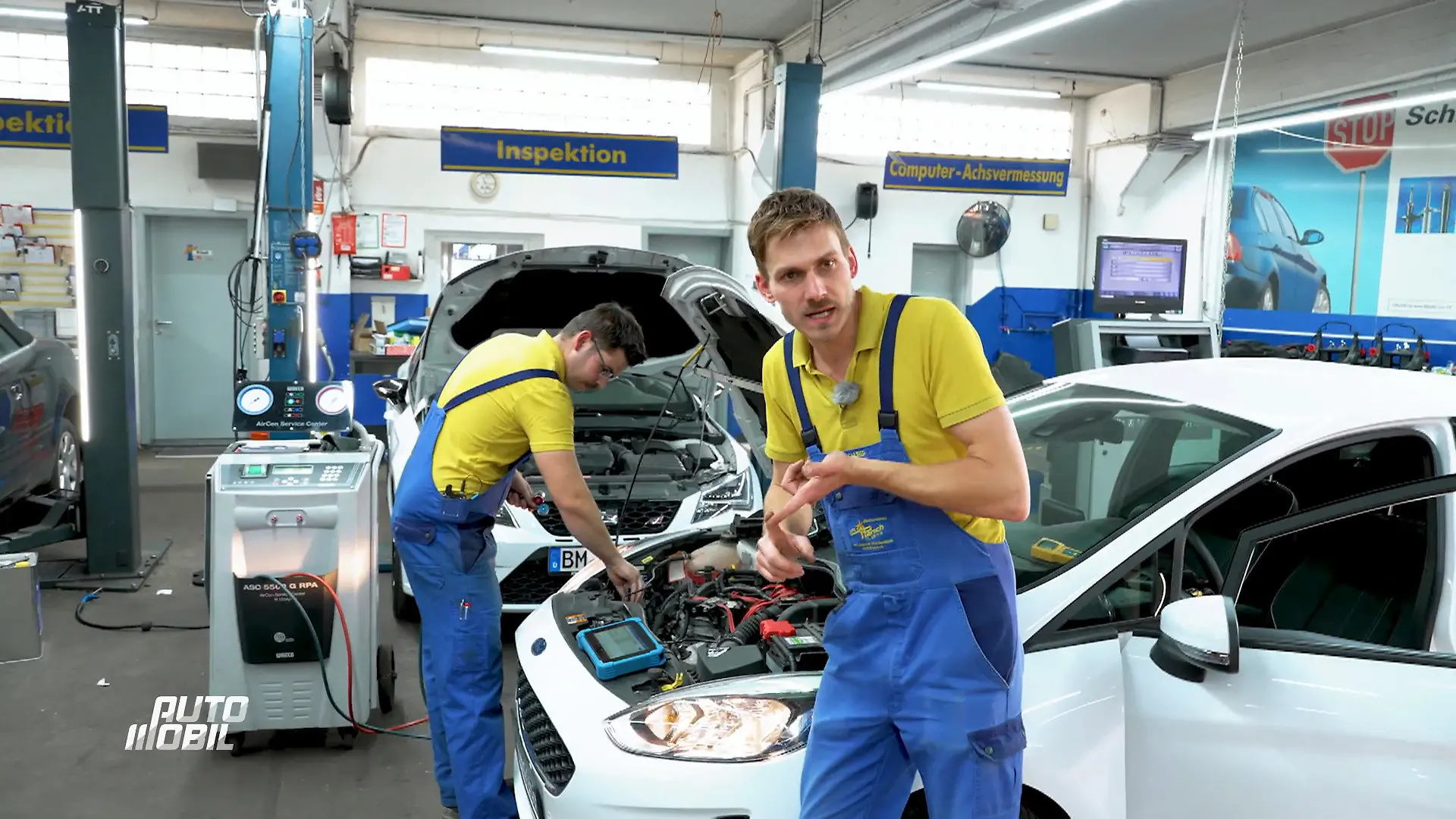 Die Autodoktoren prüfen den Klimadruck Spurensuche