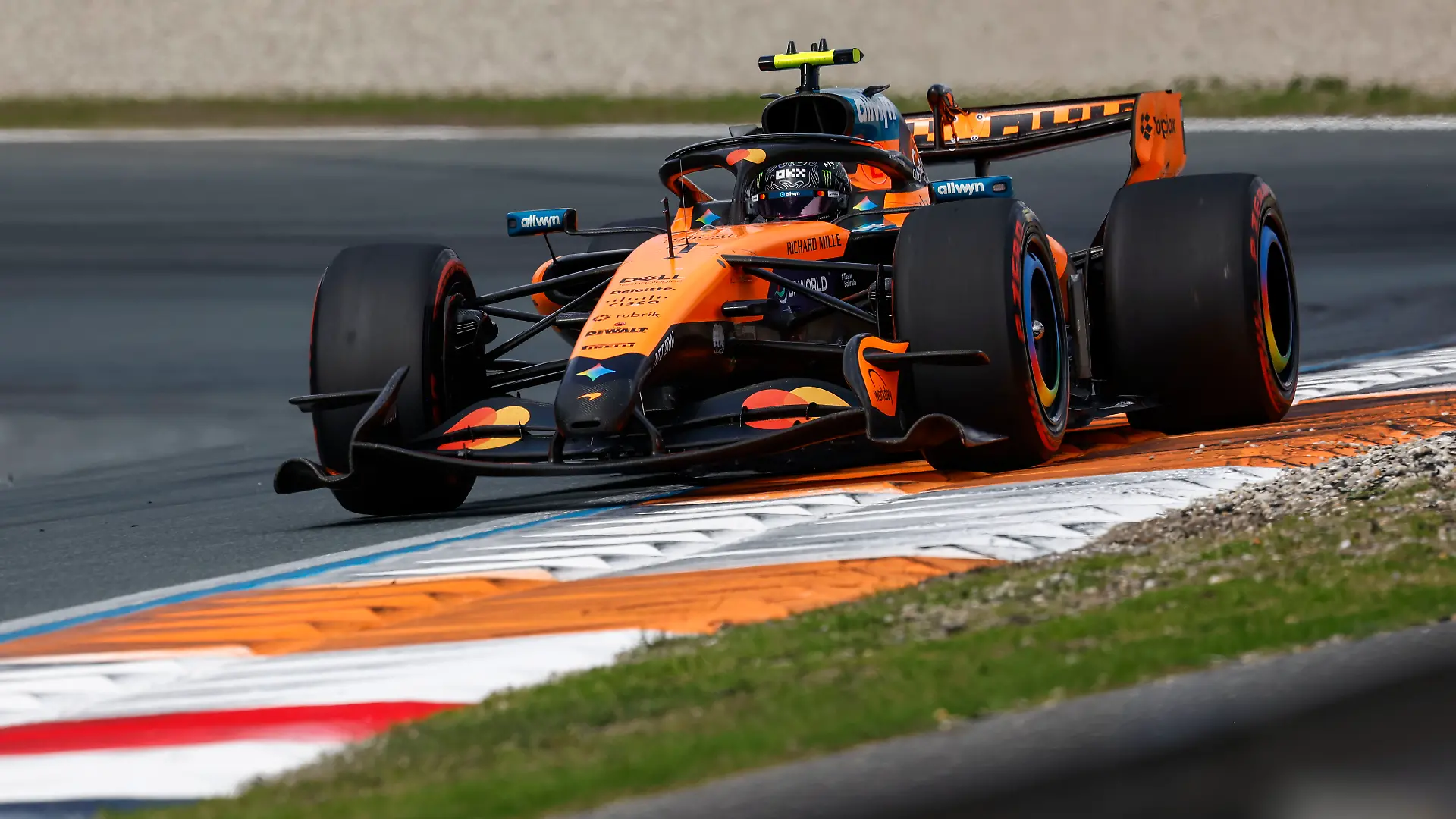 Zandvoort: F1 GP Netherlands 2026 on August, 23, 2026, (Photo by Hoch Zwei), 01 NORRIS Lando (gbr), McLaren F1 Team MCL40, action