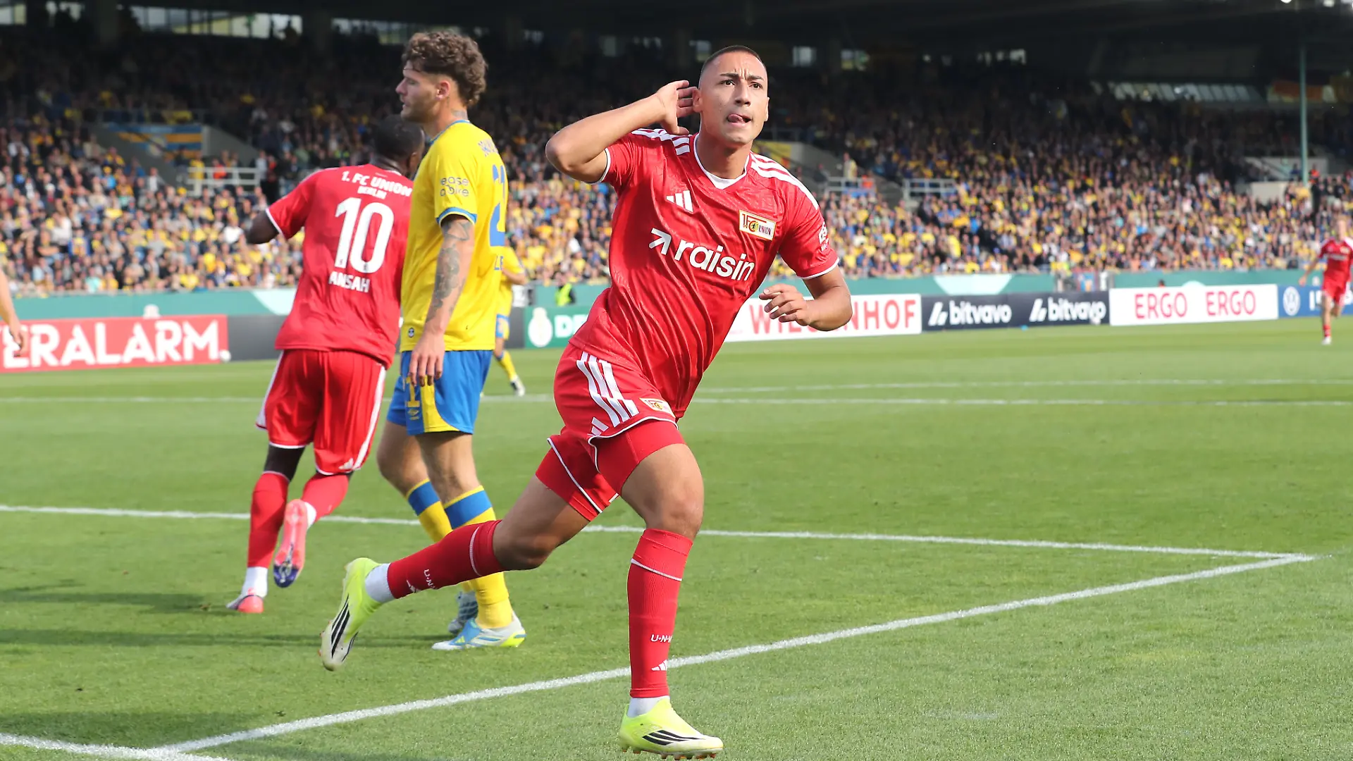 Andrej Ilic jubelt nach Tor zum 2:3 / Freude / Emotion / Jubel / Sport / Fußball Fussball / DFB Pokal 1. Runde Saison 2026/2027 / 23.08.2026 / Eintracht Braunschweig BTSV vs. 1.FC Union Berlin FCU / DFL regulations prohibit any use of photographs as image sequences and/or quasi-video /