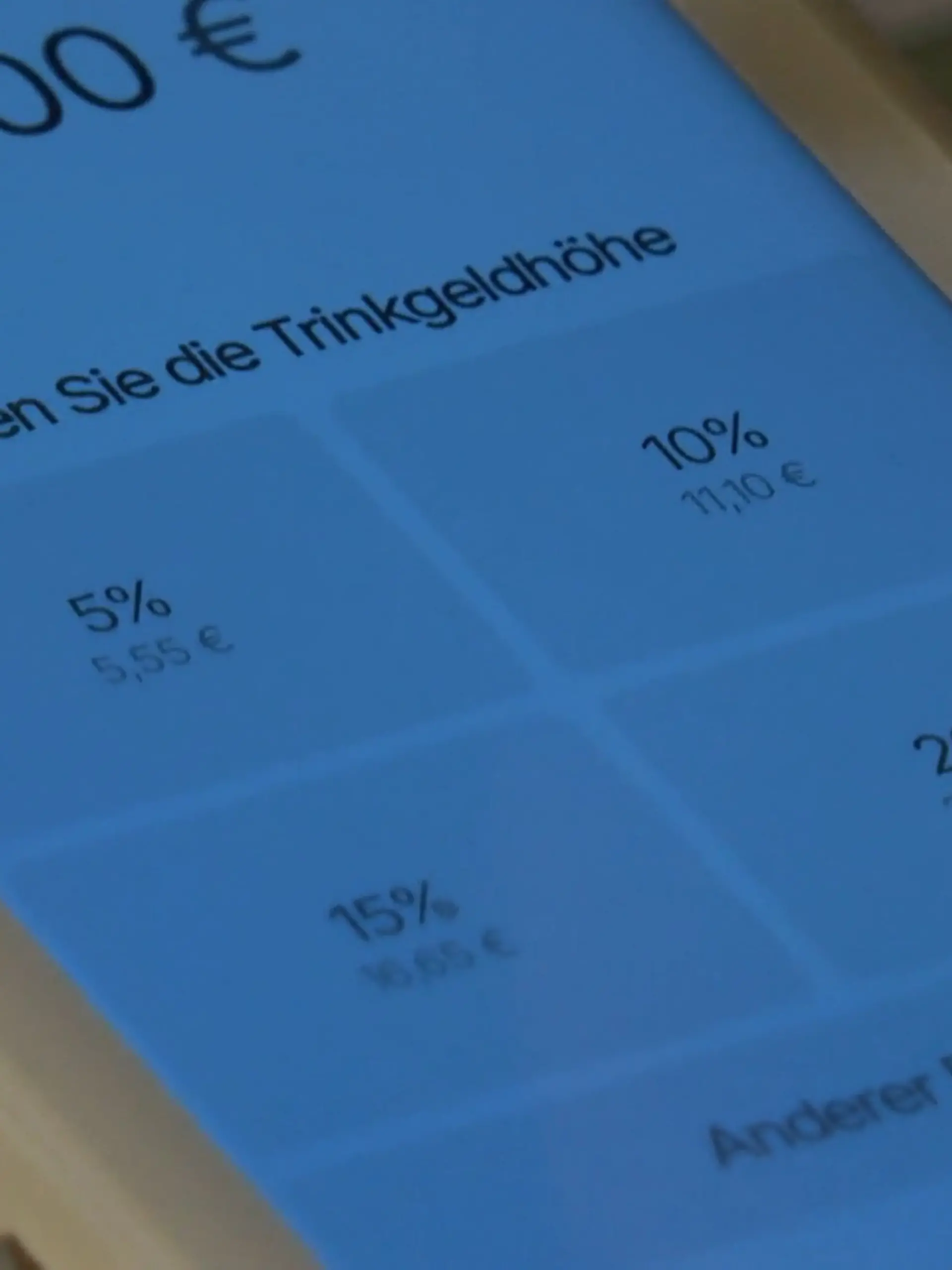 Bild zu: "„Man fühlt sich gezwungen“ – Ärger über Trinkgeld am Kartengerät"