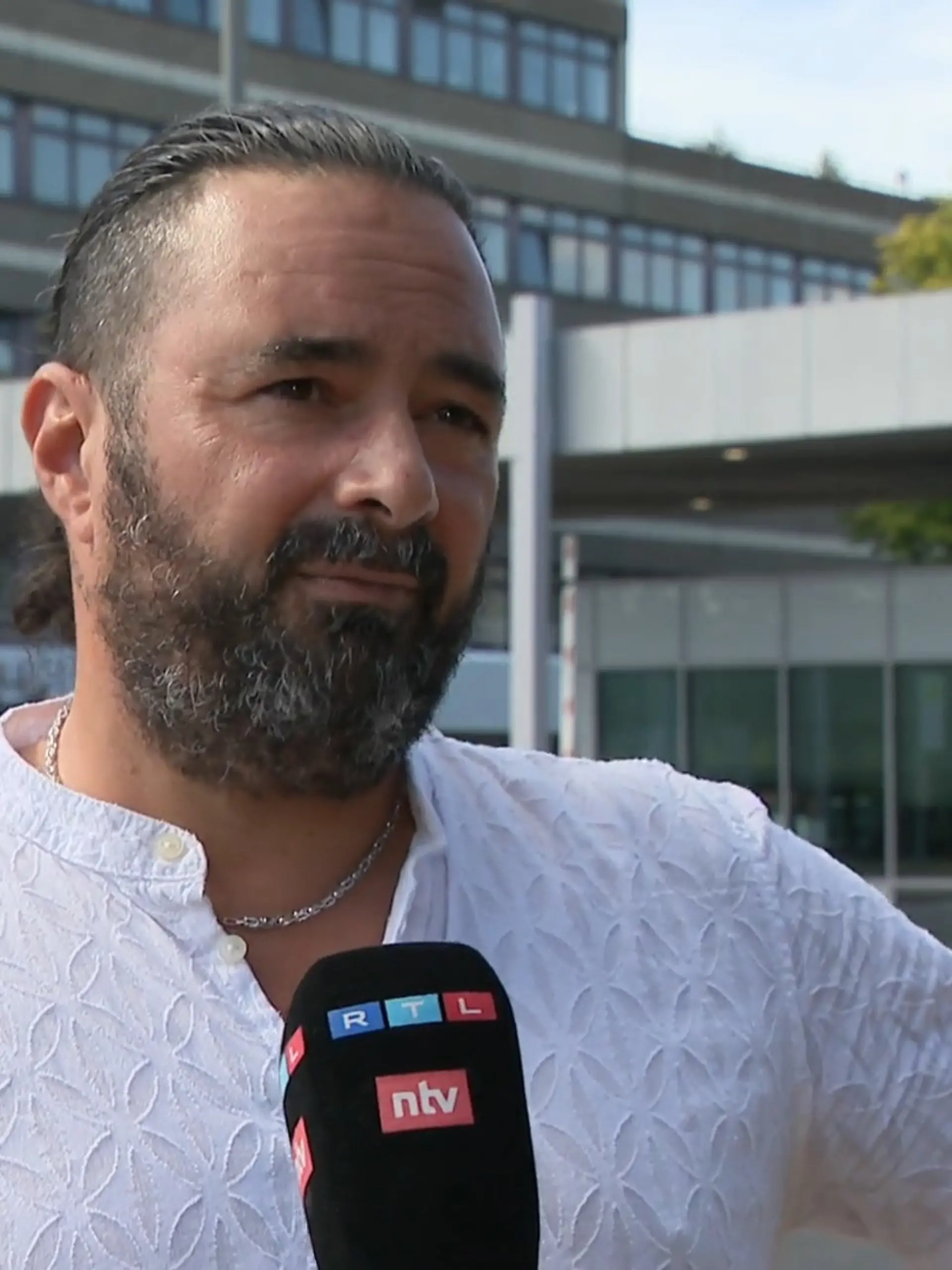 Bild zu: "Viele Fragen, keine Antworten: VW-Mitarbeiter enttäuscht"