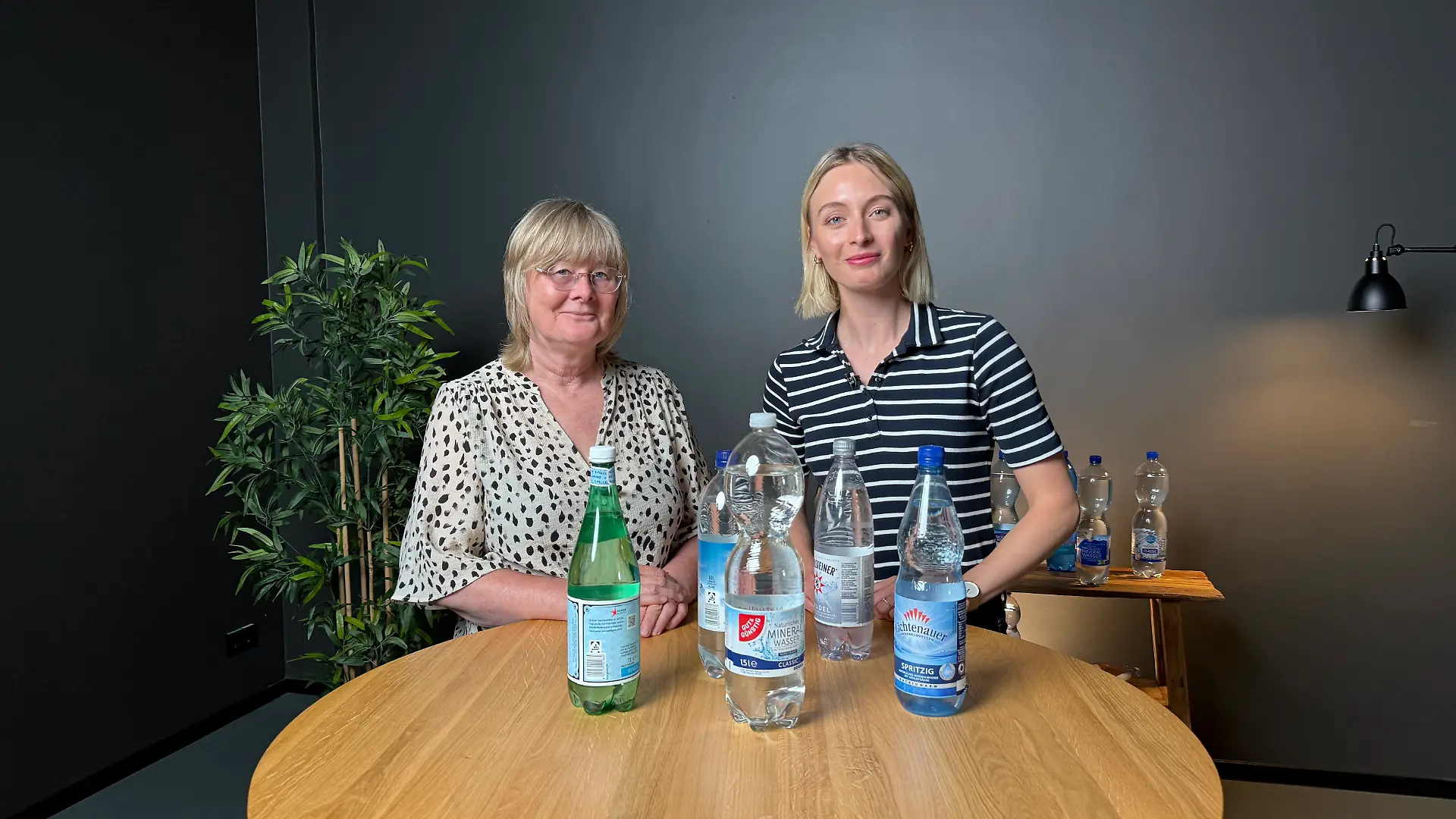 Mineralwasser-Test mit Dr. Birgit Brendel von der Verbraucherzentrale Sachsen