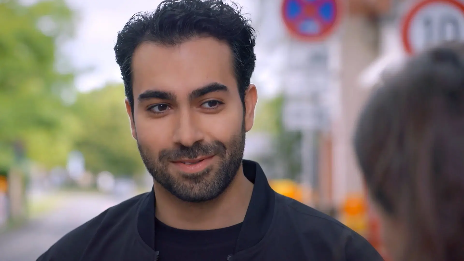 Baris sucht wieder die Nähe zu Larissa Die „Unter uns“-Wochenvorschau (Teil 3)