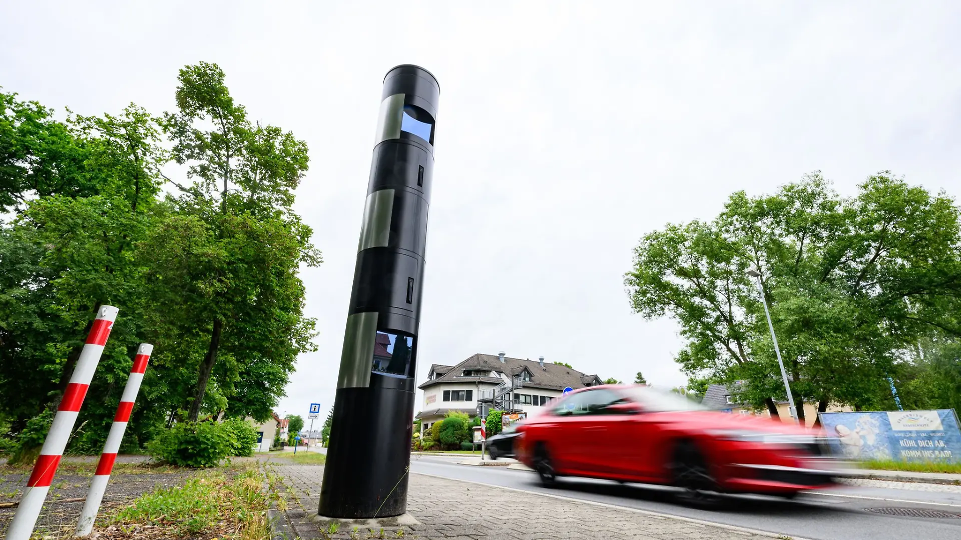 Geblitzt worden? Bescheid prüfen, bei Zweifel Einspruch innerhalb von zwei Wochen erheben, sonst wird’s schnell teurer.
