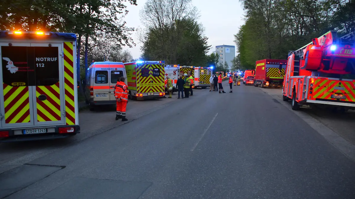 Rettungsdienst mit Großaufgebot vor Ort