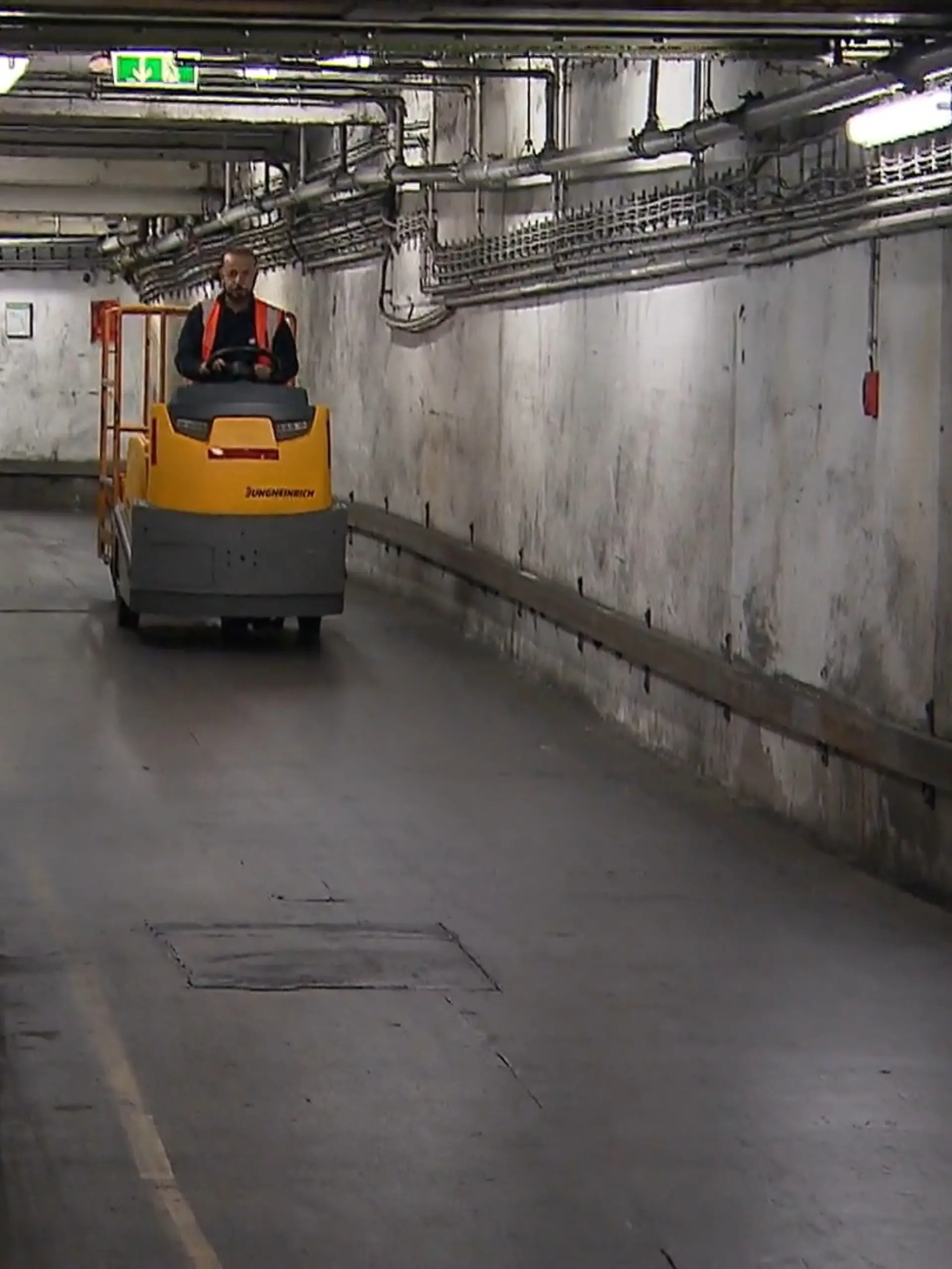 Bild zu: "Logistiktunnel unterm Kölner Hauptbahnhof"