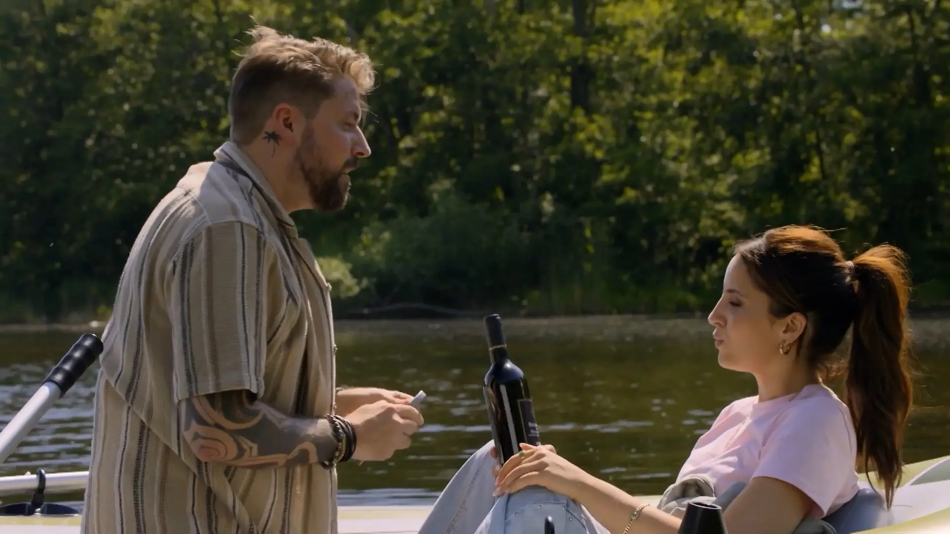 Laura und John machen einen Bootsausflug GZSZ-Folge 8601 vom 4. September 2026 bei RTL