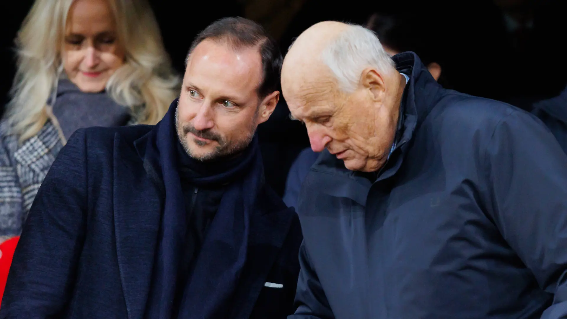 Norway v Estonia, 2026 World Cup qualification, Oslo, Norway Oslo, Norway. 13th, November 2025. Haakon, Crown Prince of Norway seen with Harald V, King of Norway, at the 2026 World Cup qualification match between Norway and Estonia at Ullevaal Stadion in Oslo. Norway, Oslo PUBLICATIONxNOTxINxDENxNORxFINxBEL Copyright: xGonzalesxPhoto/KetilxMartinsenx