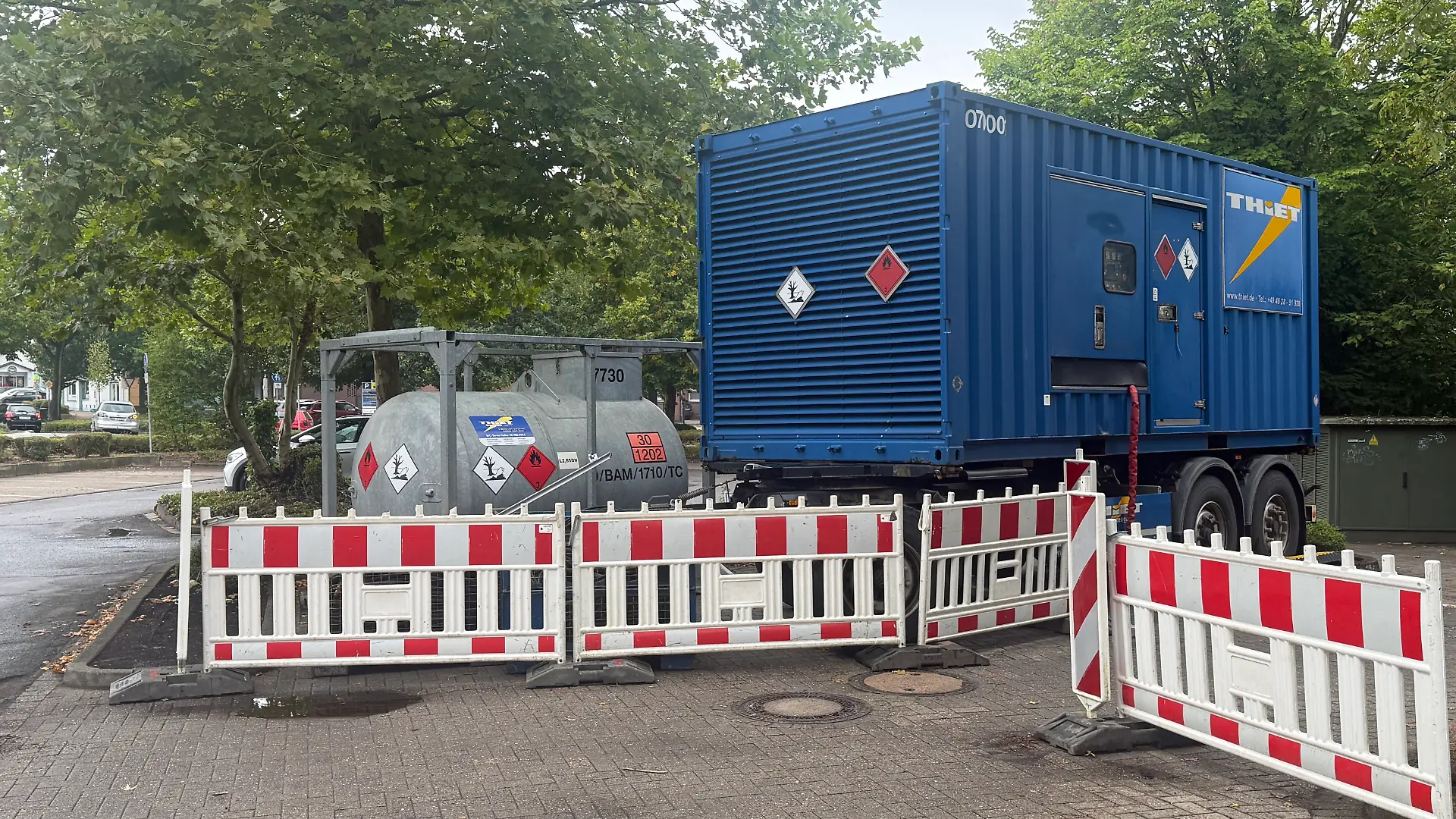 Auch das zusätzliche Notstromaggregat auf dem Parkplatz des Krankenhauses streikt