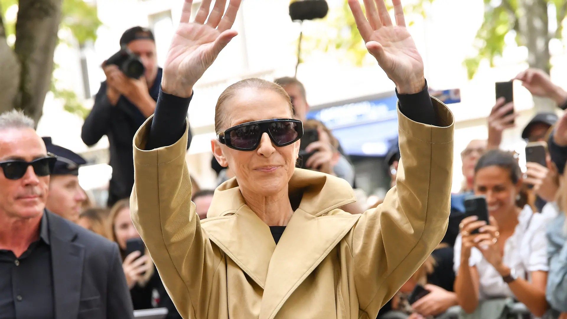 Celine Dion arrives at her hotel on August 28, 2026 in Paris, France.//PECQUENARDCYRIL_10215/Credit:Cyril Pecquenard/SIPA/2608281534