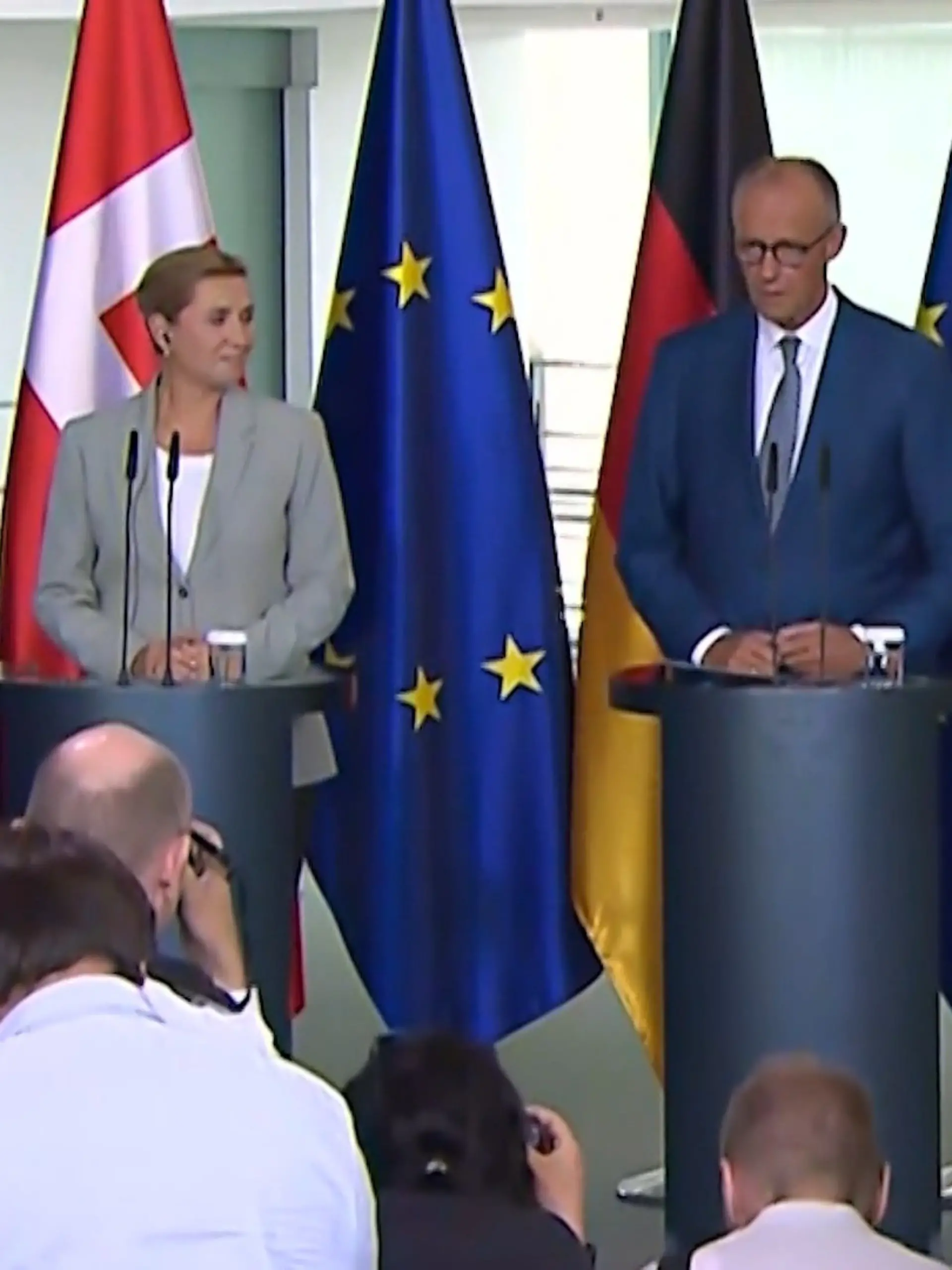 Bild zu: "„Christian äääh...“ – Friedrich Merz hat plötzlich einen Kanzler-Blackout"