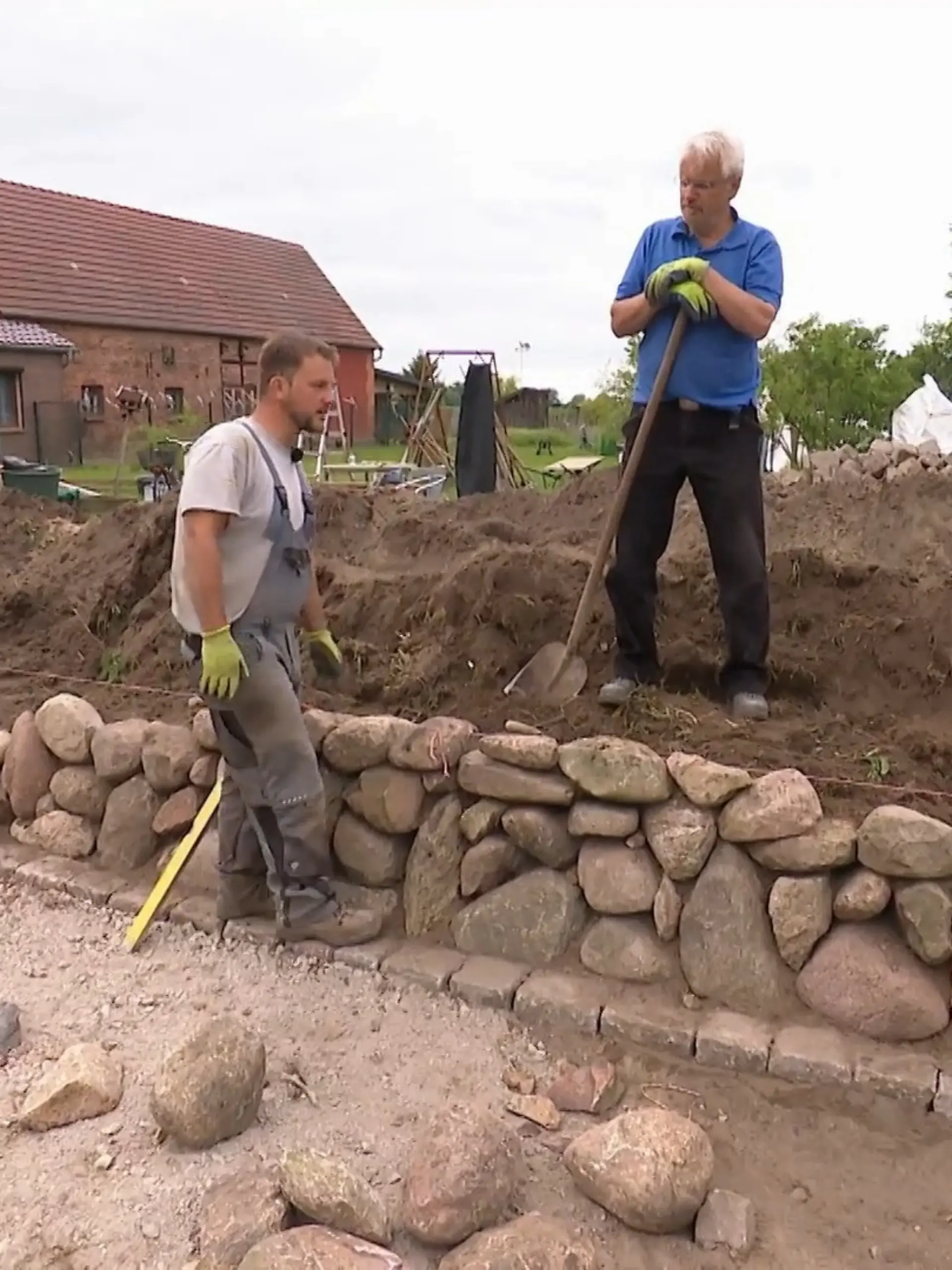 Ein Steinwall für das bessere Garten-Feeling