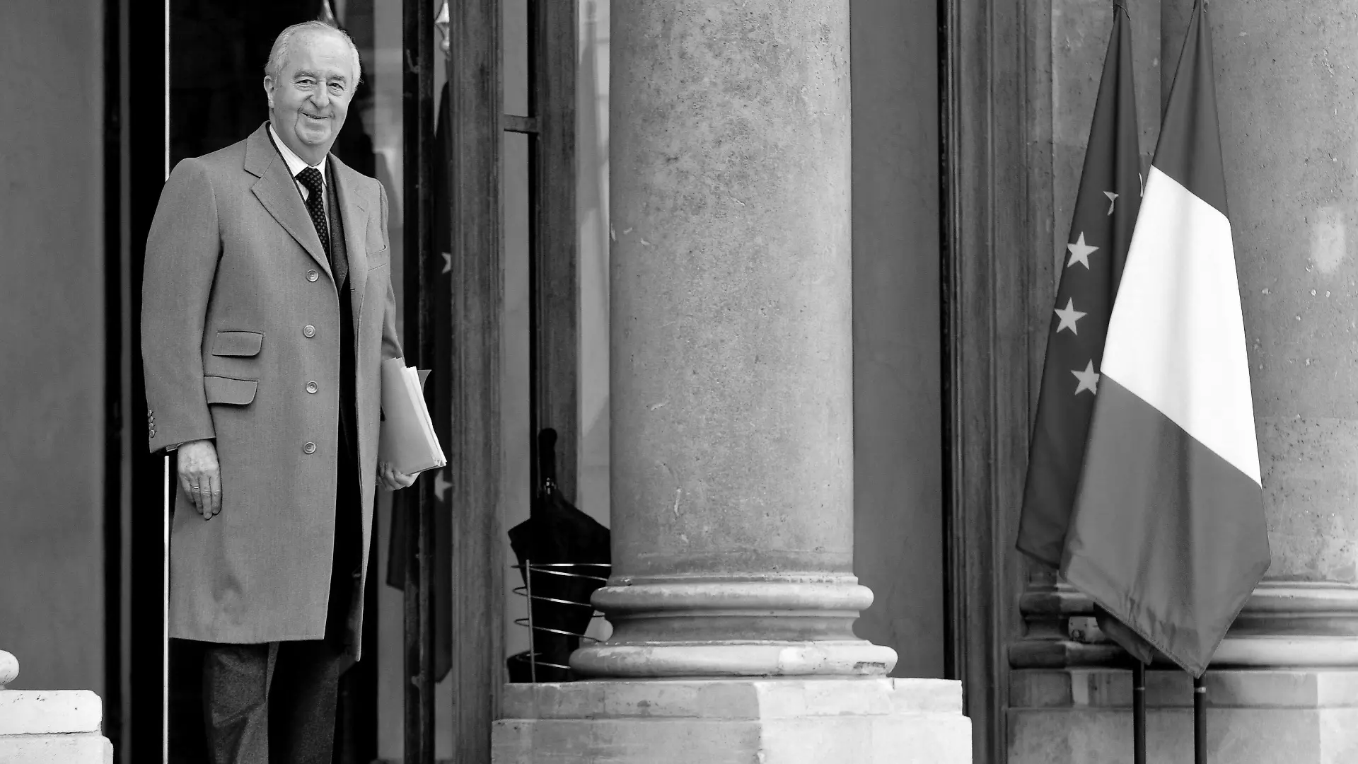 DEATH OF ÉDOUARD BALLADUR ARCHIVES Christophe Petit Tesson MAXPPP DEATH OF ÉDOUARD BALLADUR LFormer Prime Minister Édouard Balladur has died at the age of 97 ARCHIVES Death of French former Prime Minister Édouard Balladur at 97 FILES Paris, March 5, 2009 Edouard Balladur presented the President of the Republic with the report from the commission he chairs on the reform of local governments MaxPPP TagID maxnewsworld315456 jpg Photo via MaxPPP PARIS, FRANCE PUBLICATIONxNOTxINxFRAxBELxSUIxUK Copyright: xMAXPPP/MAXPPPxChristophexPetitxTessonx PET09030516 maxnewsworld315456
