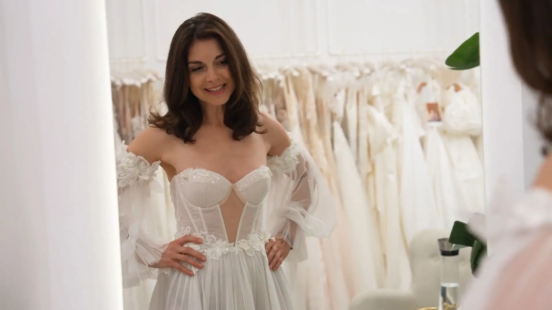 Bianca Hein hat für alle Bräute einen ultimativen Tipp Backstage bei der AWZ-Brautkleid-Suche dabei