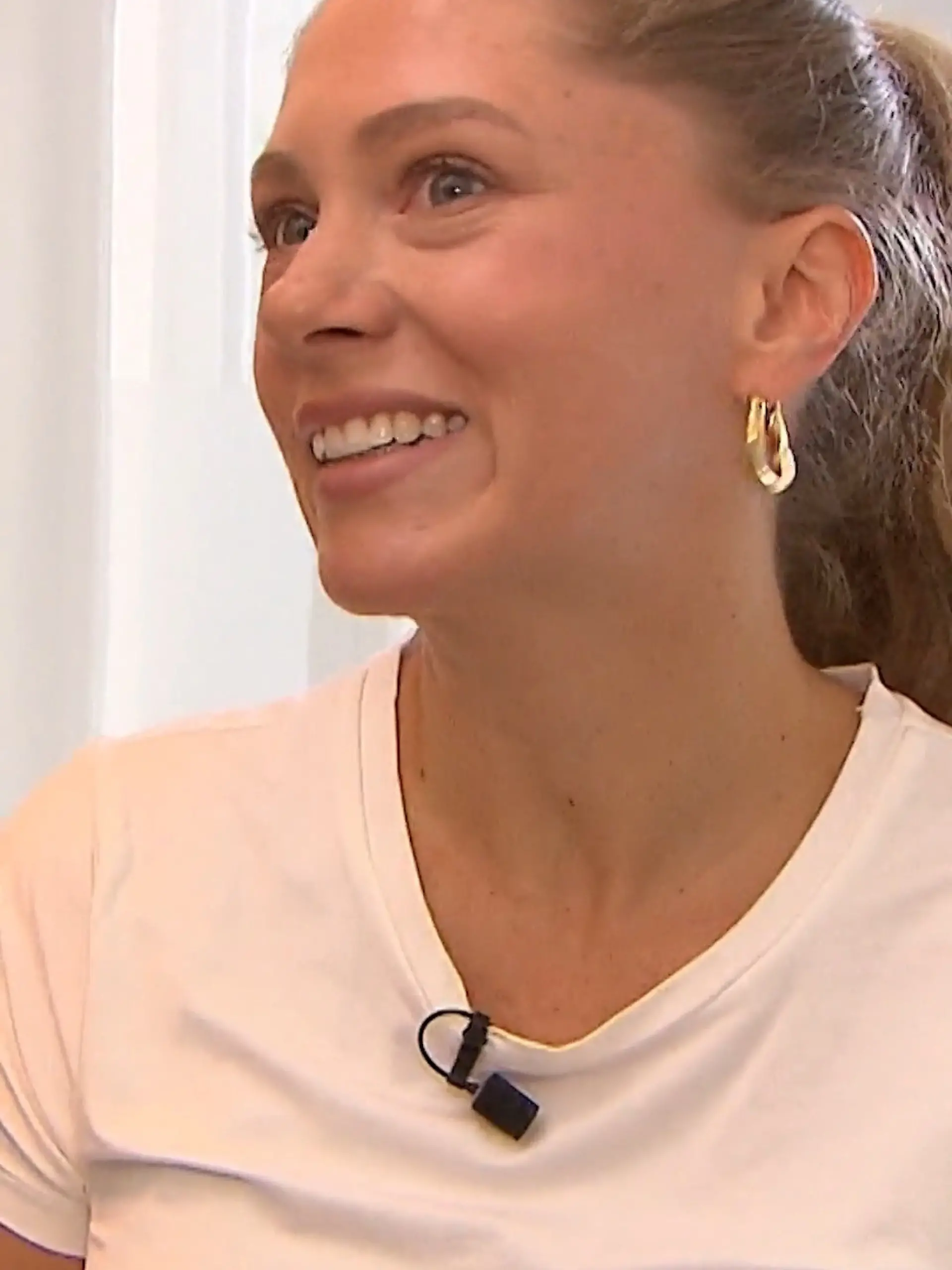 Bild zu: "Vanessa designt Accessoires"