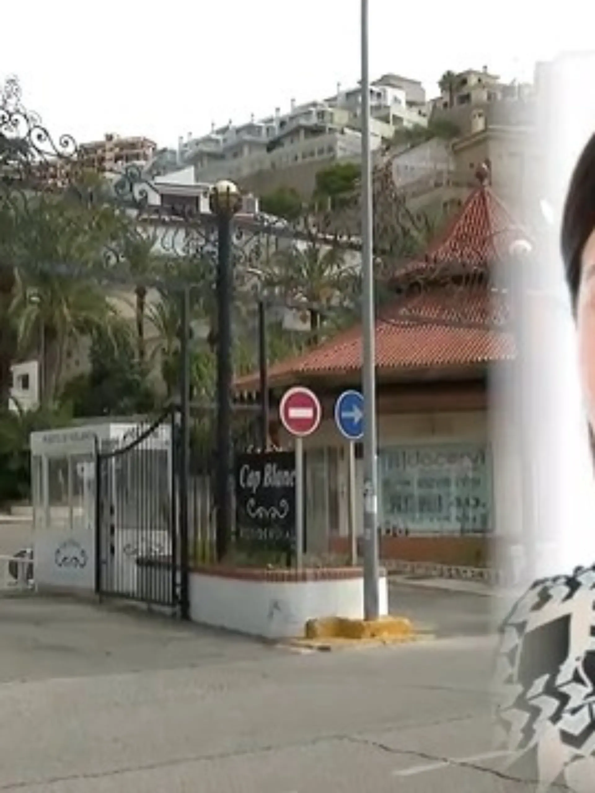 Bild zu: "Teenager finden ihre Eltern tot neben Whirlpool"