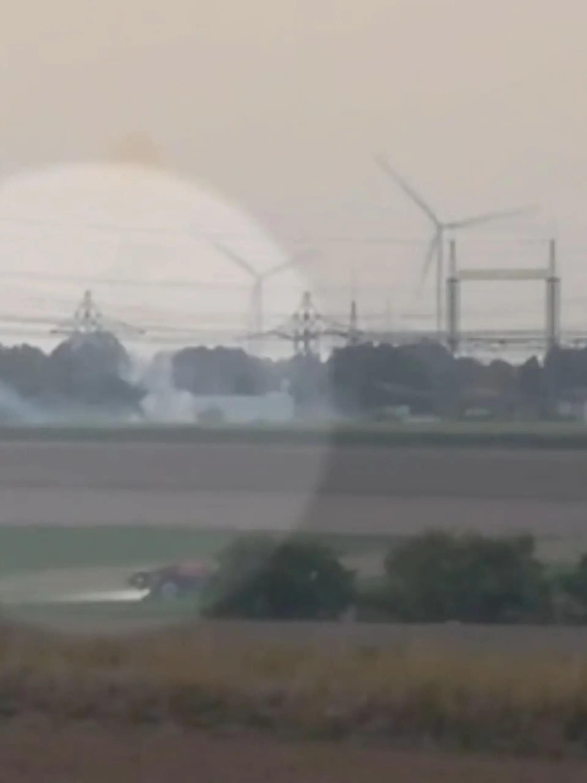 Bild zu: "Angriff auf Stromnetz! Notschaltung verhindert Blackout in NRW"