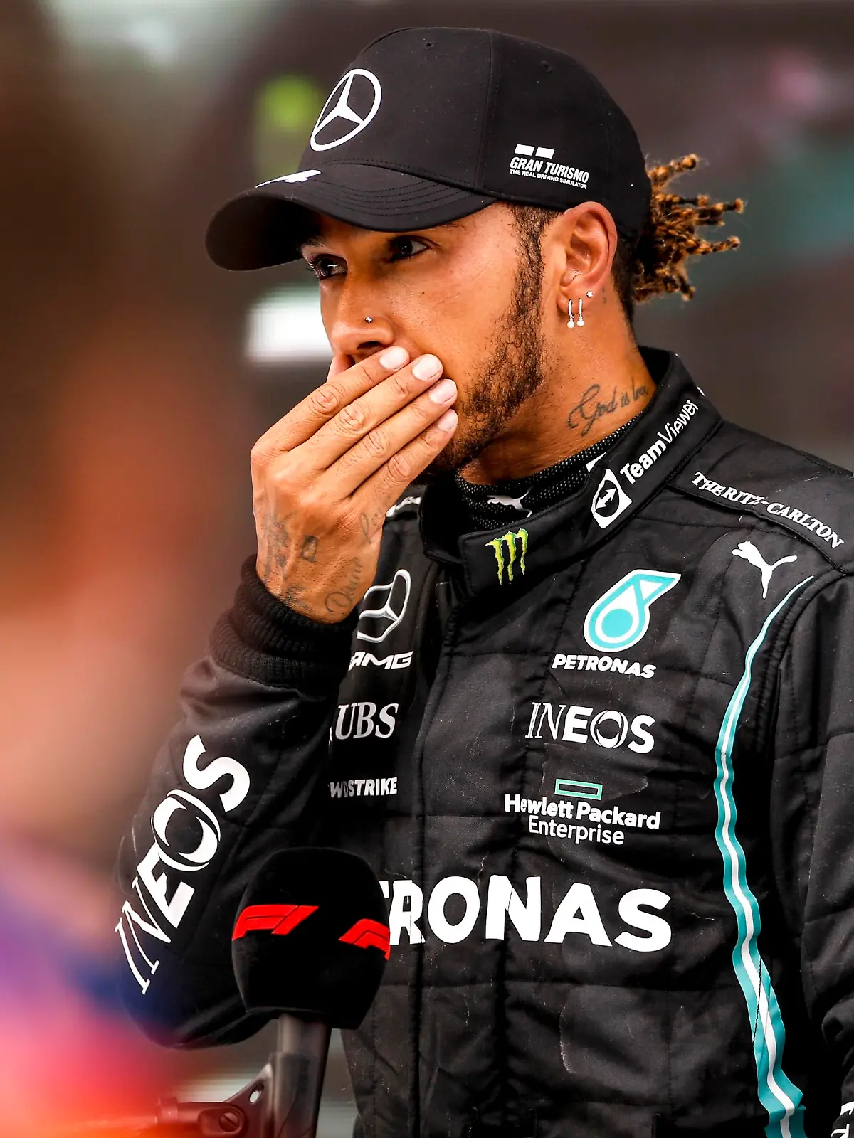 Lewis Hamilton sieht seine WM-Chancen schwinden.