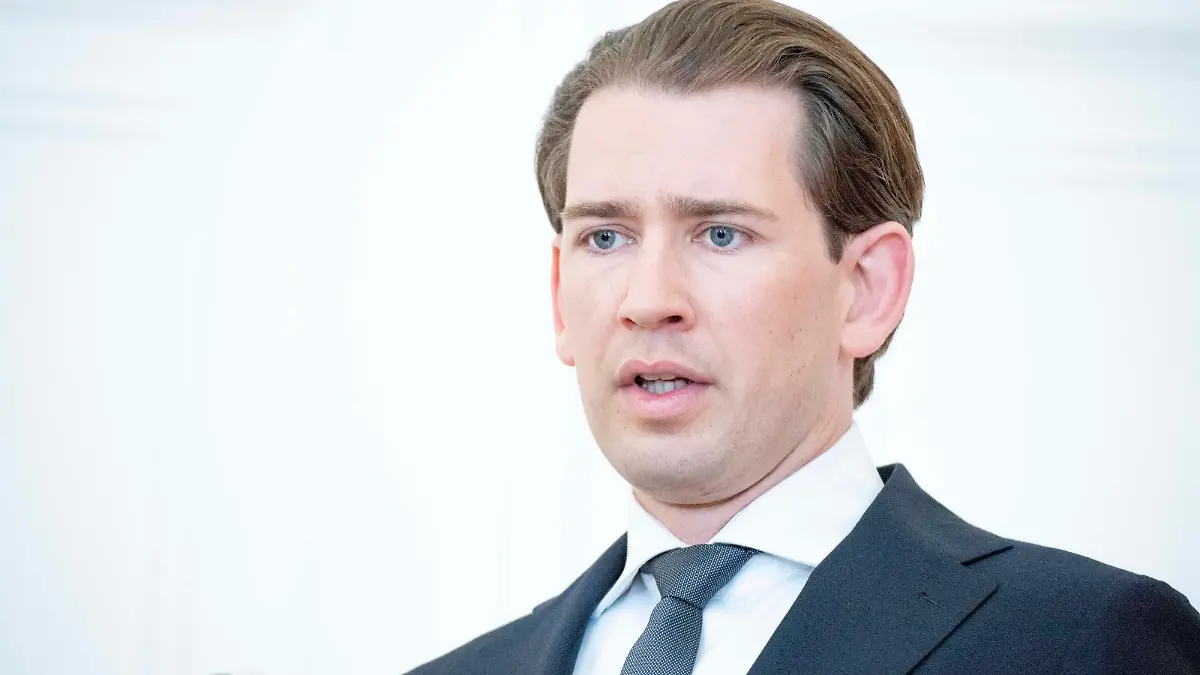  Femizide Österreich: Pressestatement Bundeskanzler Sebastian Kurz *** Femicides Austria: Press statements of Federal Chancellor Sebastian Kurz Frauenmorde in Österreich: Anlässlich des jüngsten Ereignisses, in dem ein junges Mädchen ermordet in Wien aufgefunden wurde, gab Bundeskanzler Sebastian Kurz ÖVP heute ein Pressestament im Bundeskanzleramt in Wien ab. Im Bild: Bundeskanzler Sebastian Kurz ÖVP. Wien, Österreich. 29.06.2021 *** Femicides in Austria: Regarding to the latest murder of a young girl, which was found dead in the public in Vienna, Federal Chancellor Sebastian Kurz OEVP held a press conference in the Federal Chancellery. Picture: Federal Chancellor Sebastian Kurz OEVP. Vienna, Austria. June 29th, 2021. Bundes PUBLICATIONxNOTxINxAUT