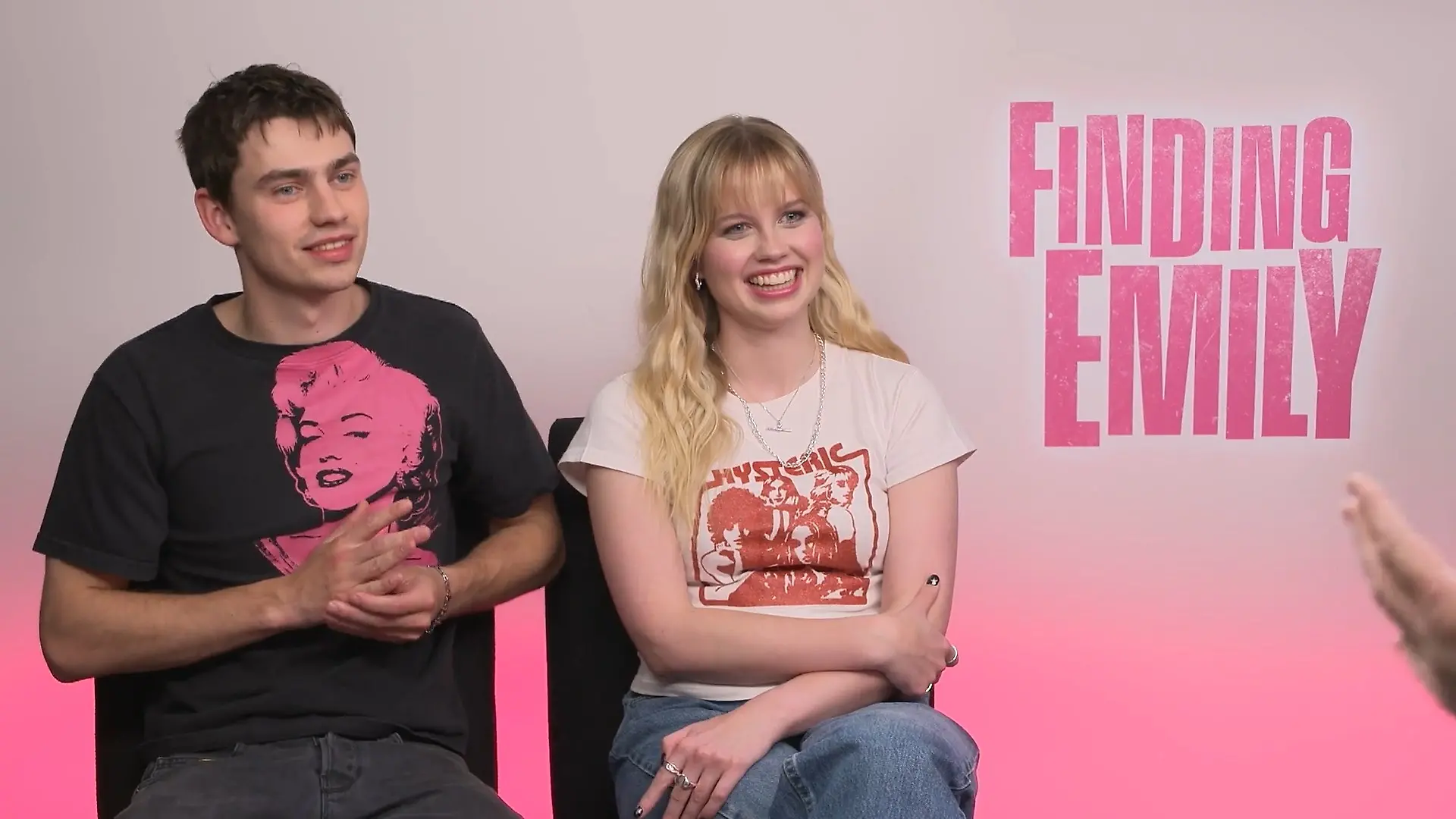 Neue Liebeskomödie „Finding Emily“ Filmstart in den Kinos