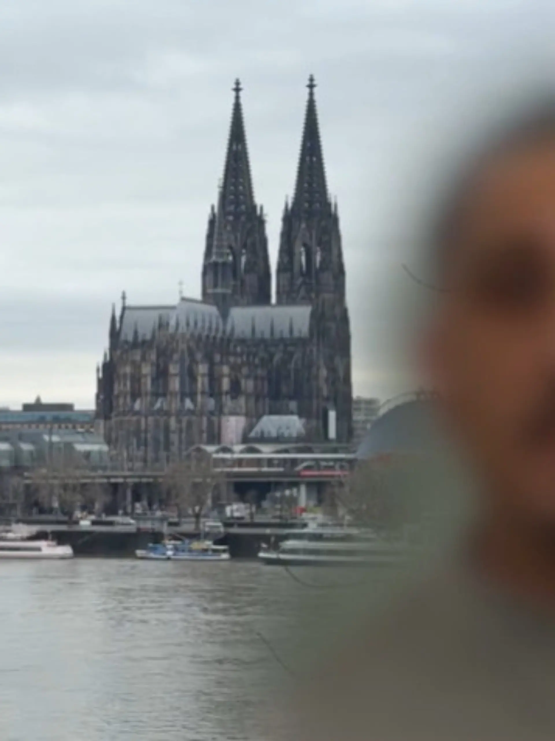 Bild zu: "Abschiebe-Skandal in Köln. Warum polizeibekannte Ausreisepflichtige bleiben"