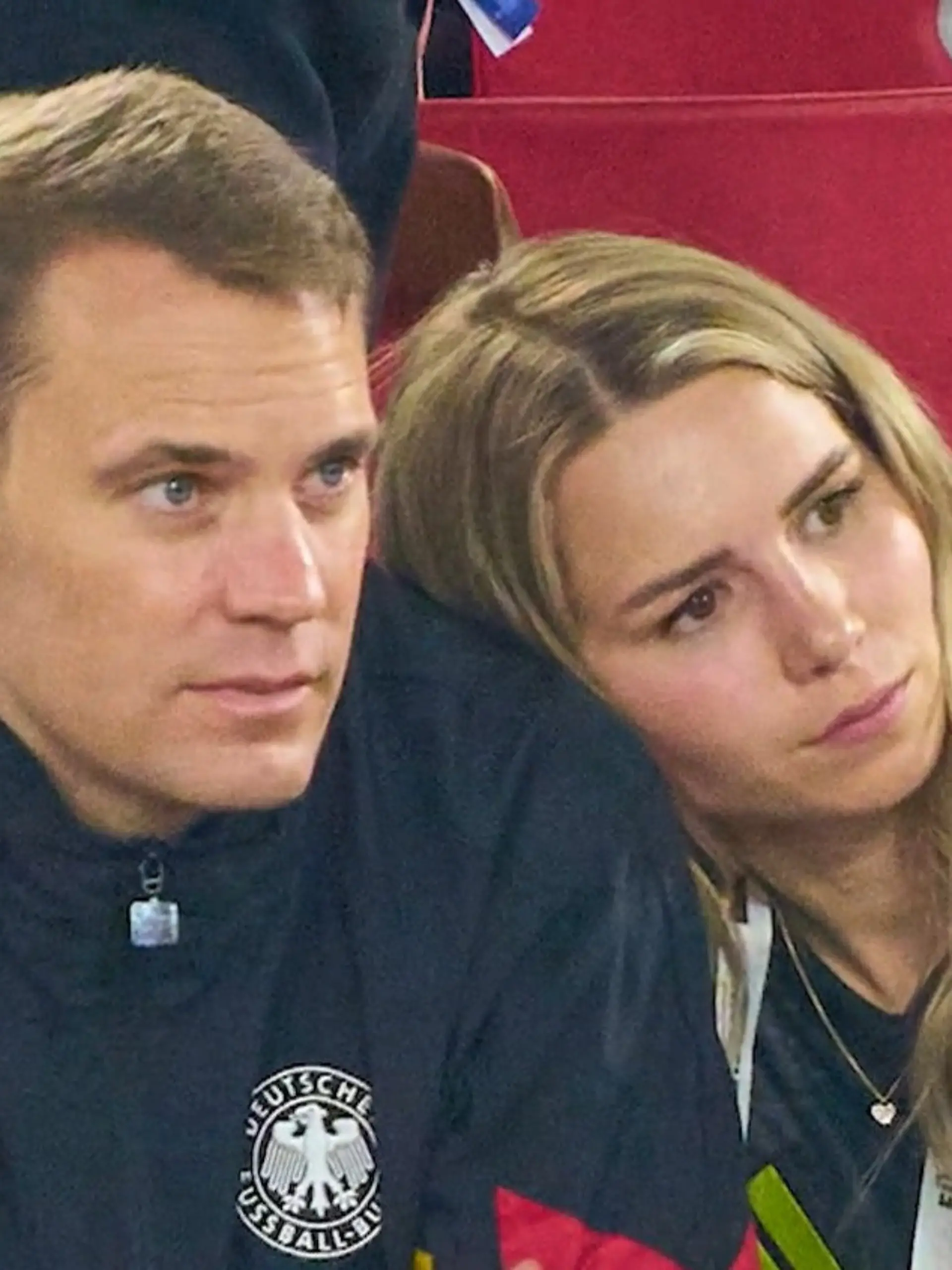 Bild zu: "Manuel Neuer zum zweiten Mal im Babyglück! Es ist ein …"