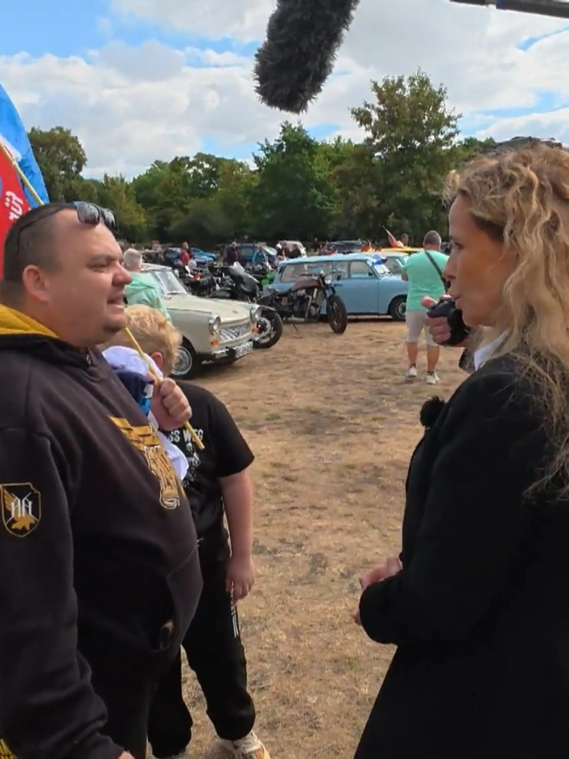 Bild zu: "Vor der Wahl in Sachsen-Anhalt! Katja Burkard trifft AfD-Anhänger – und Gegner"