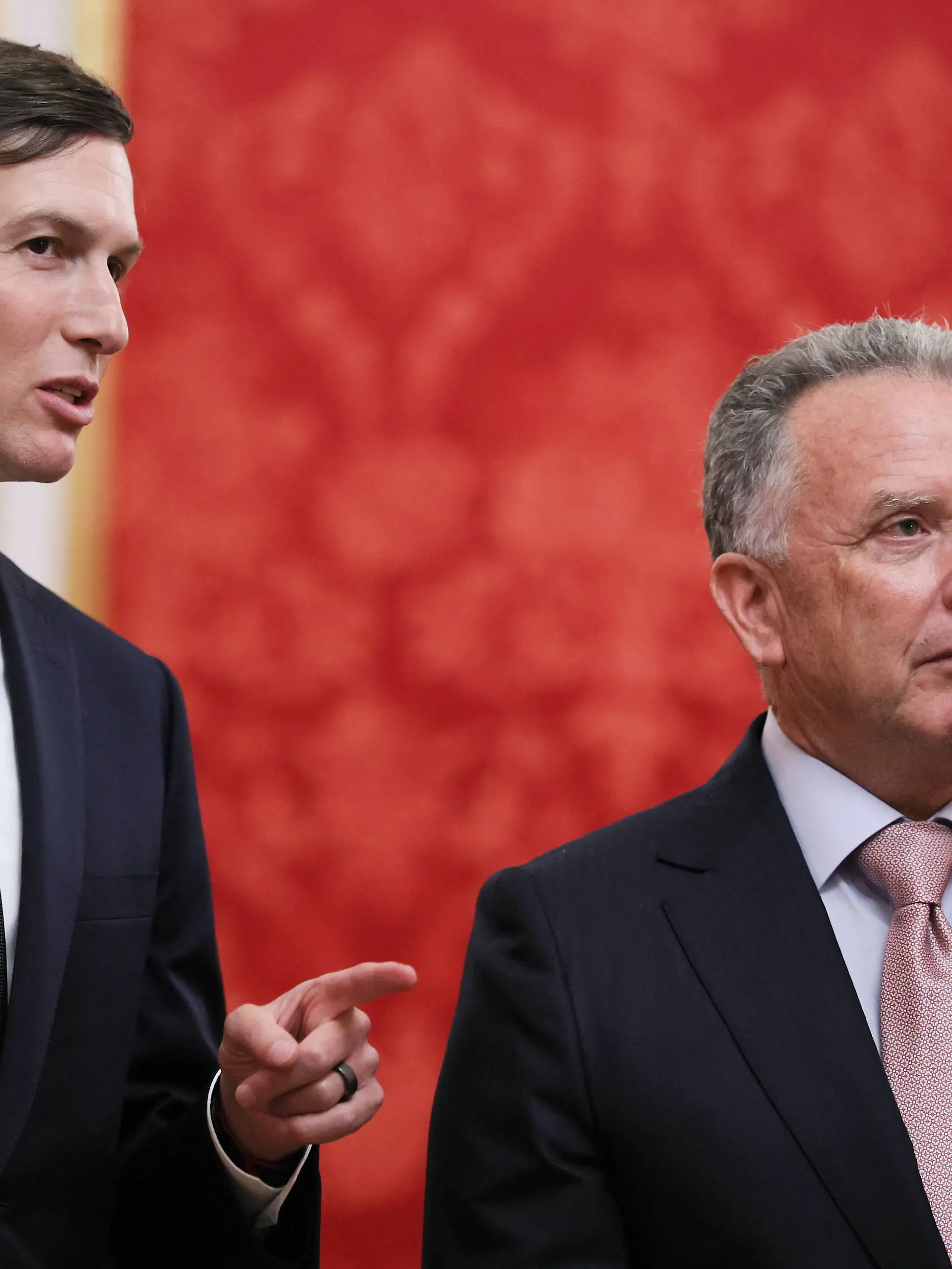 Russia US 9237314 05.09.2026 U.S. President Donald Trump s son-in-law Jared Kushner and U.S. special envoy Steve Witkoff wait before a meeting with Russian President Vladimir Putin at the Kremlin in Moscow, Russia. The two â U.S. special representatives arrived â in Moscow on September 5 for talks aon ending the conflict in Ukraine. Mikhail Metzel / Sputnik Moscow Russia PUBLICATIONxINxGERxSUIxAUTxESTxLTUxLATxNORxSWExDENxNEDxPOLxUKxAUSxONLY Copyright: xMikhailxMetzelx