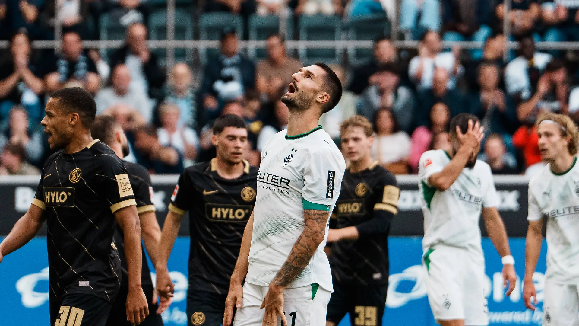 Deutschland: Fußball 1. Bundesliga Männer 2026 - 2027, 2. Spieltag - VfL Borussia Mönchengladbach vs SV Elversberg ista Borussia Park: Tim Kleindienst Borussia Mönchengladbach, 11 Ärger, Frust nach vergebener Chance, Torchance, sauer *** Germany Soccer 1. Bundesliga Men 20262027, Matchday 2: VfL Borussia Mönchengladbach vs. SV Elversberg at Borussia Park Tim Kleindienst Borussia Mönchengladbach, 11: Anger, frustration after a missed opportunity, scoring chance, upset Copyright: xThiemoxRudolphx