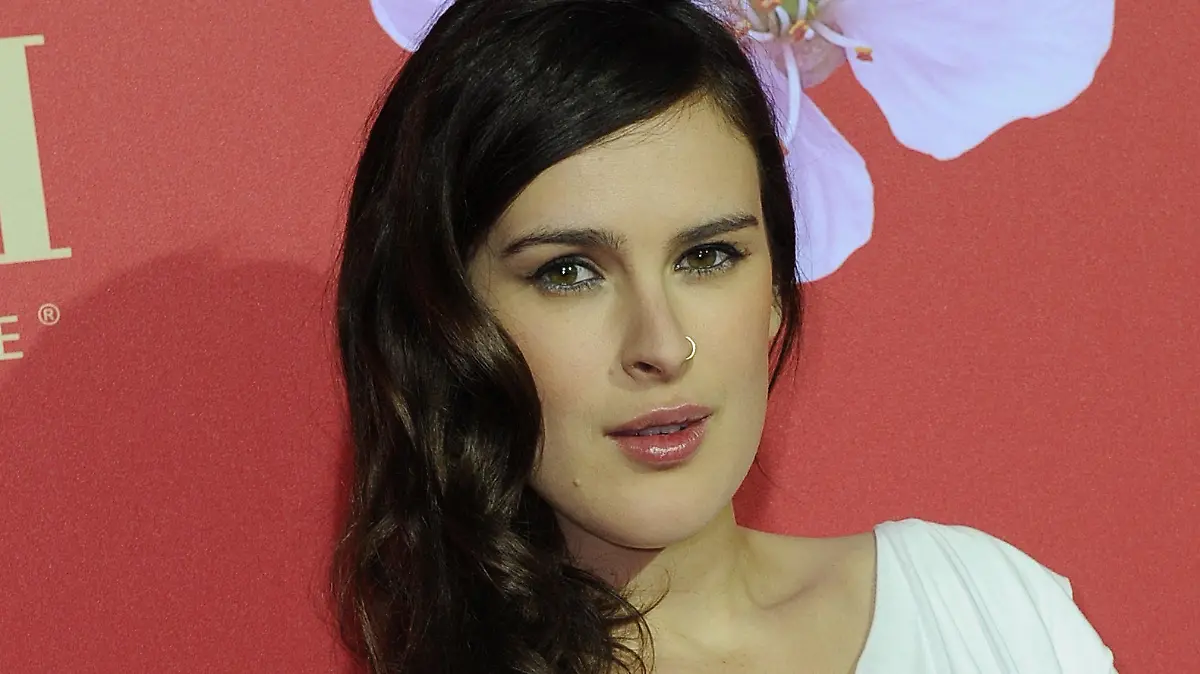 FILE - US actress Rumer Willis arrives for the party of the Barbara Day at Nymphenburg Palace in Munich, Germany, 04 December 2012. Photo: Ursula Dueren/dpa (zu dpa "Rumer Willis spricht offen über Mobbing" vom 08.04.2015) +++(c) dpa - Bildfunk+++