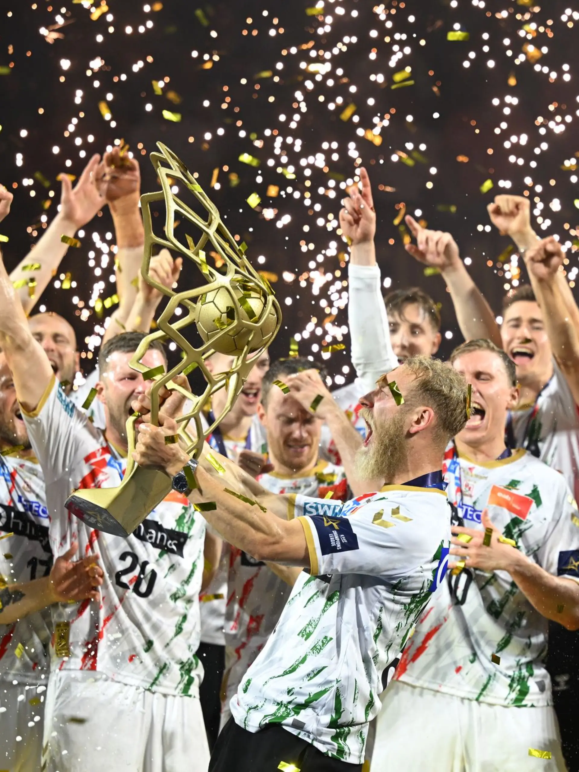 Bild zu: "Deutsches Trio startet Jagd nach Europas Handball-Krone"