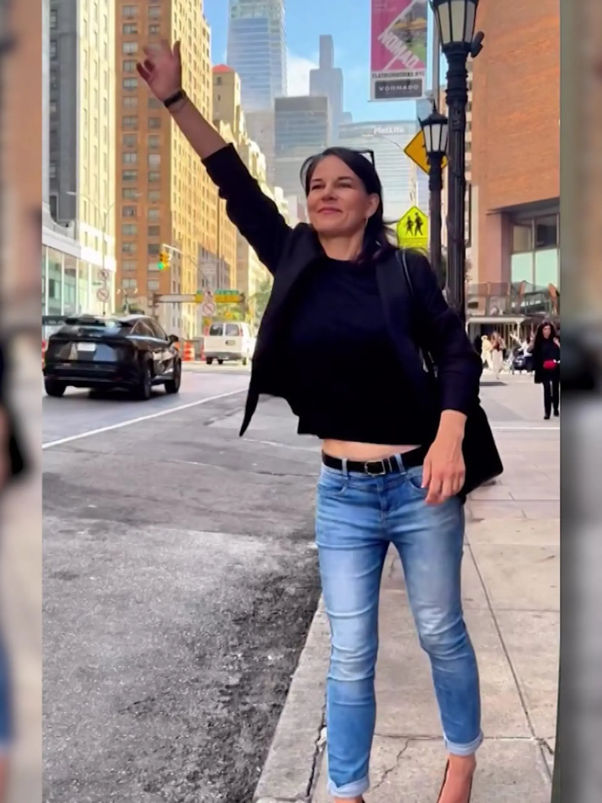 Kurz vor ihrem Amtsantritt in New York sorgt Annalena Baerbock mit einem ungewöhnlichen Instagram-Video für Aufsehen.