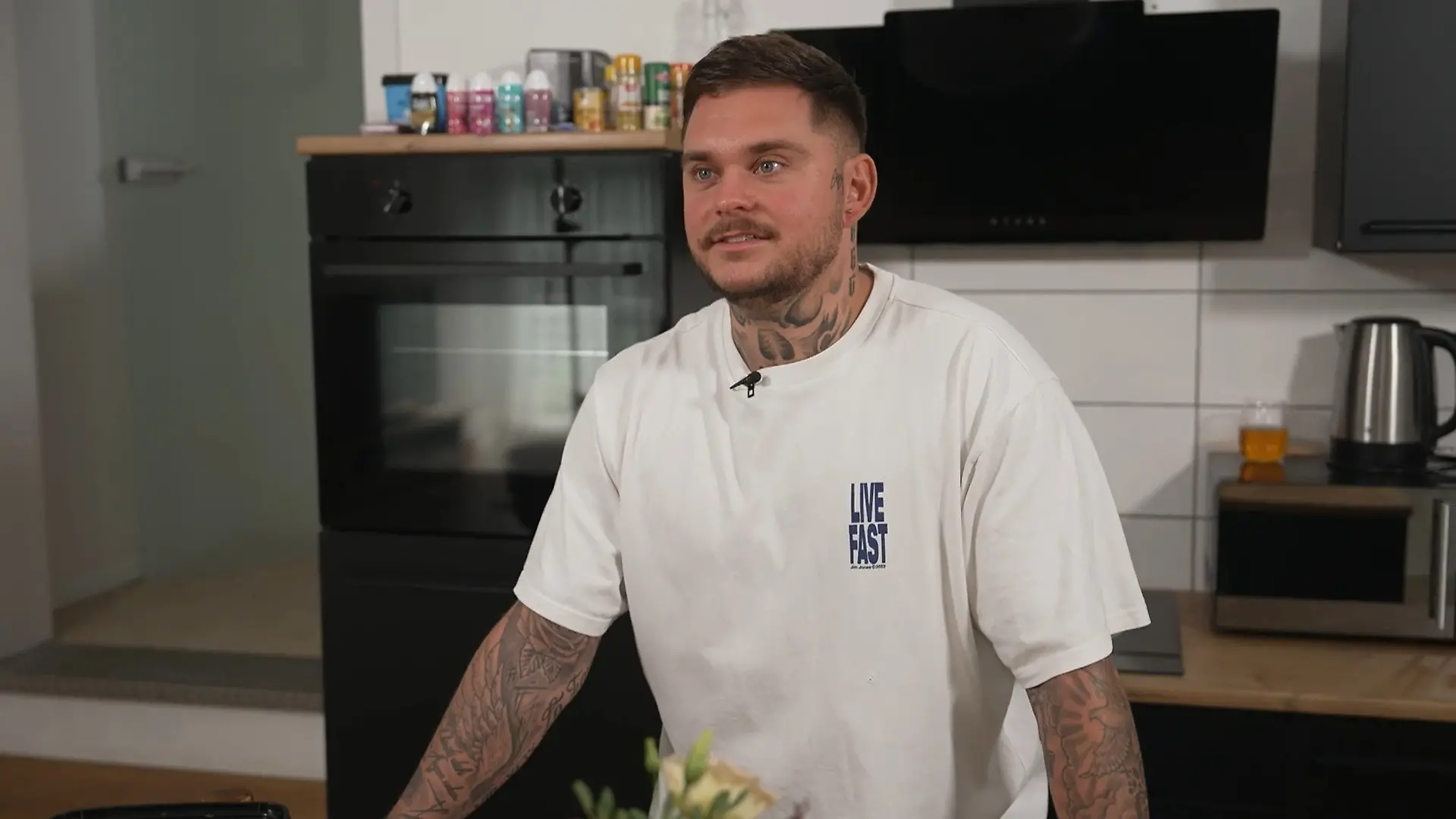 Hat Nico Legat sein Leben wirklich umgekrempelt? Hausbesuch beim „Sommerhaus der Stars”-Kandidat