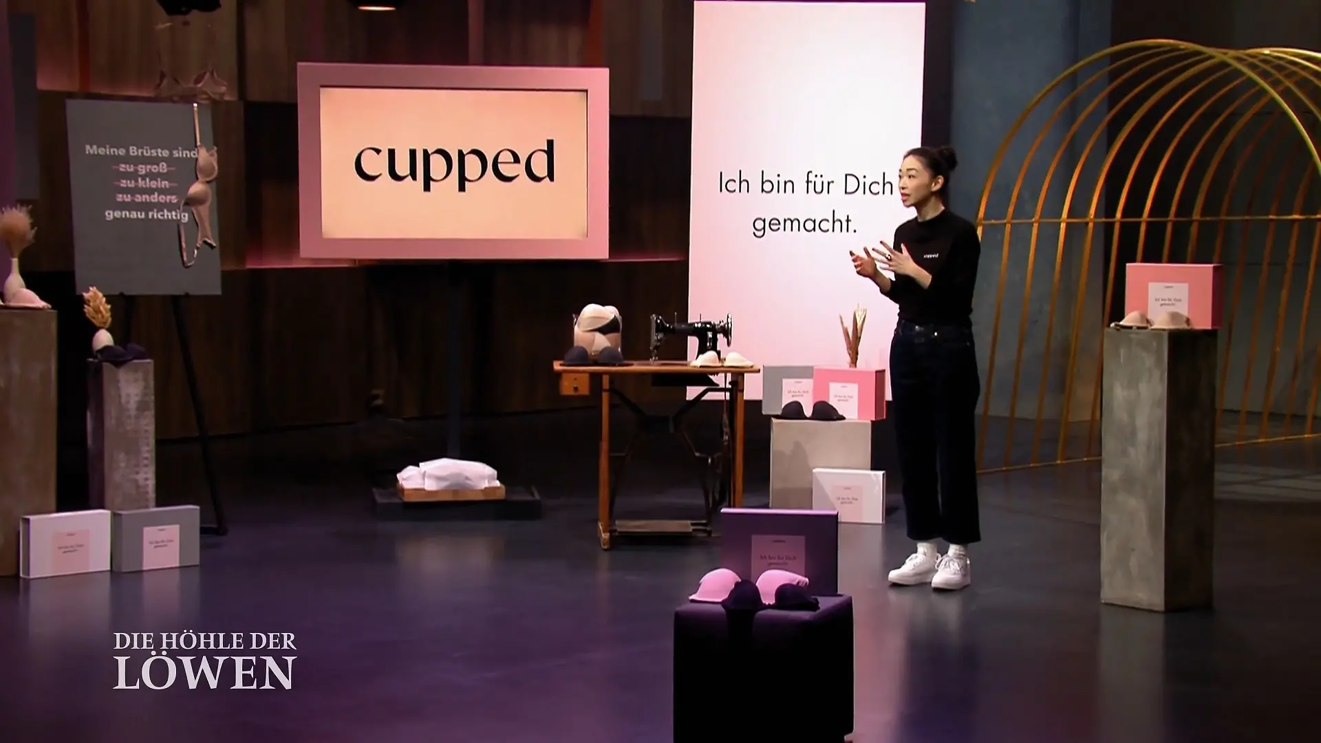 Kann Anna Lu mit ihrem Klick-BH punkten? Perfekter Sitz