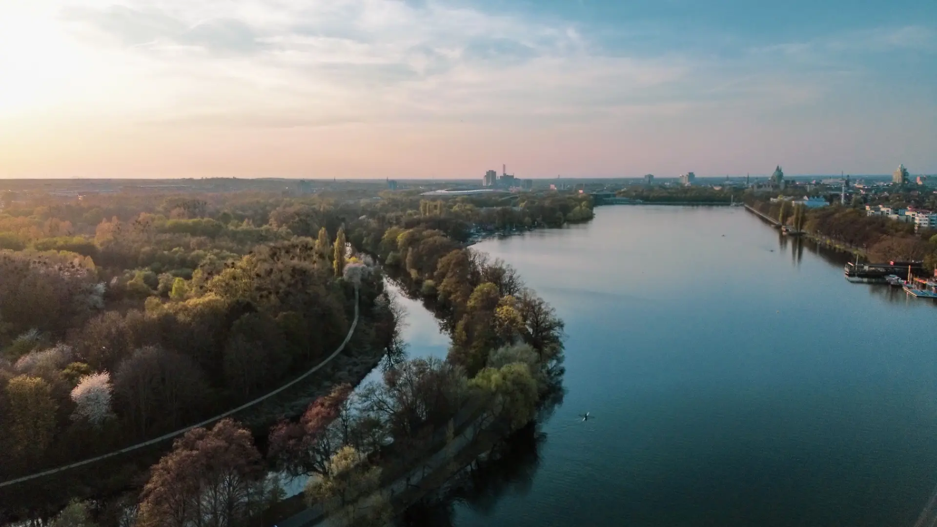 dji_fly_20250414_192538_202_1744651595399_photo (1).jpg