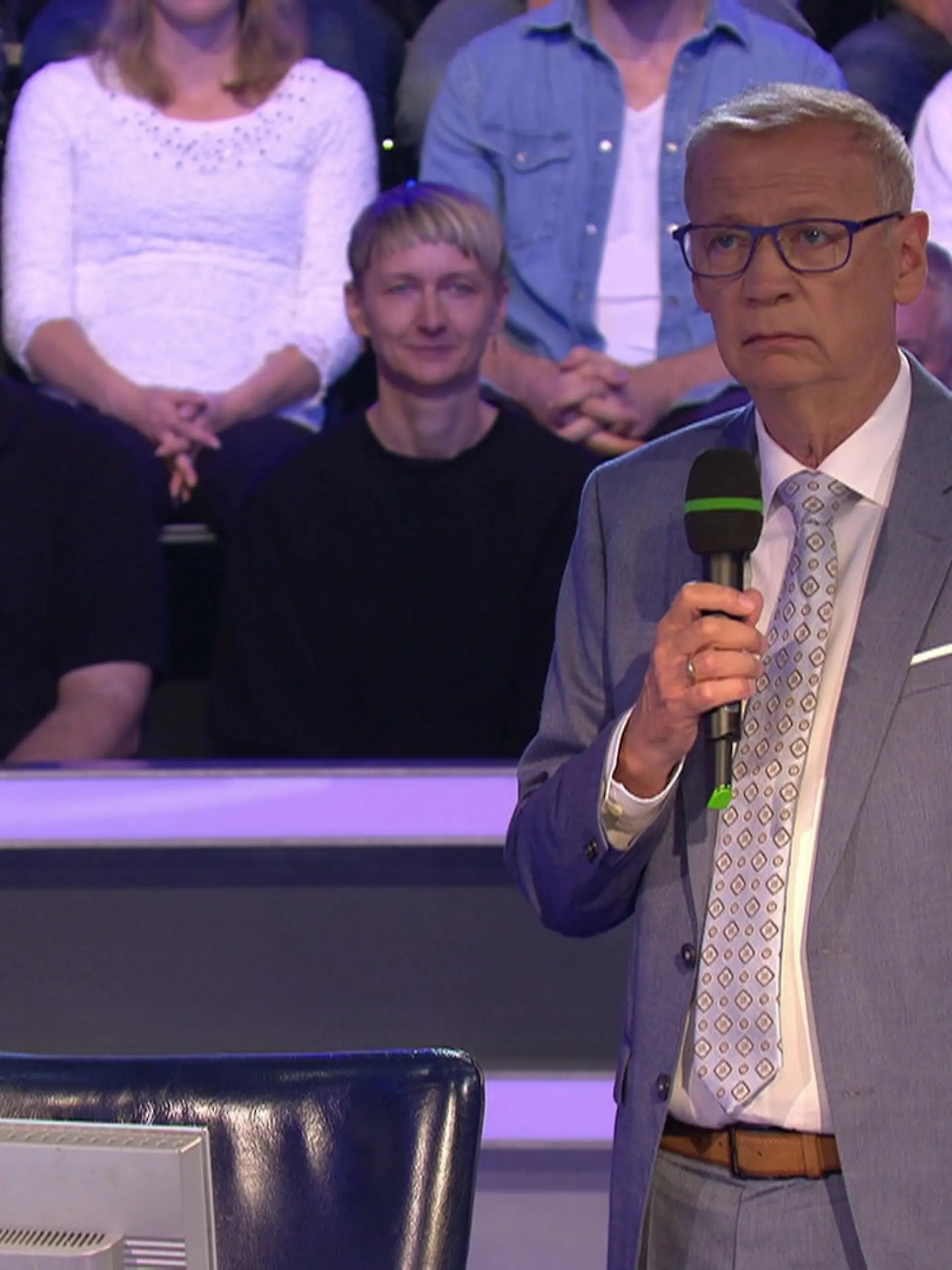 Bild zu: "Günther Jauch als „Allzweckwaffe“! WWM-Moderator hilft bei Technik-Panne selbst aus"