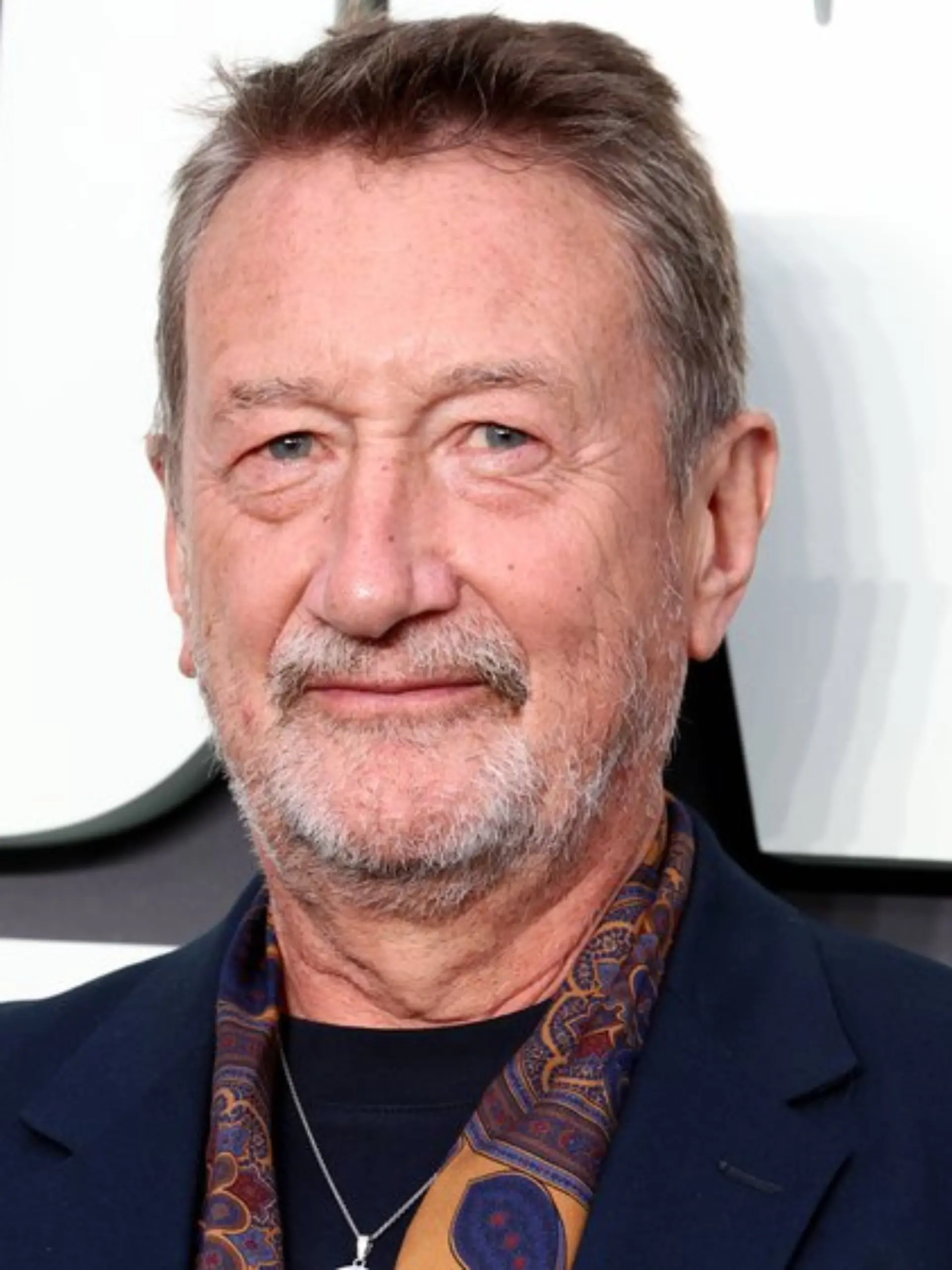 Steven Knight verfasst das Drehbuch zum neuen "James Bond"-Film.