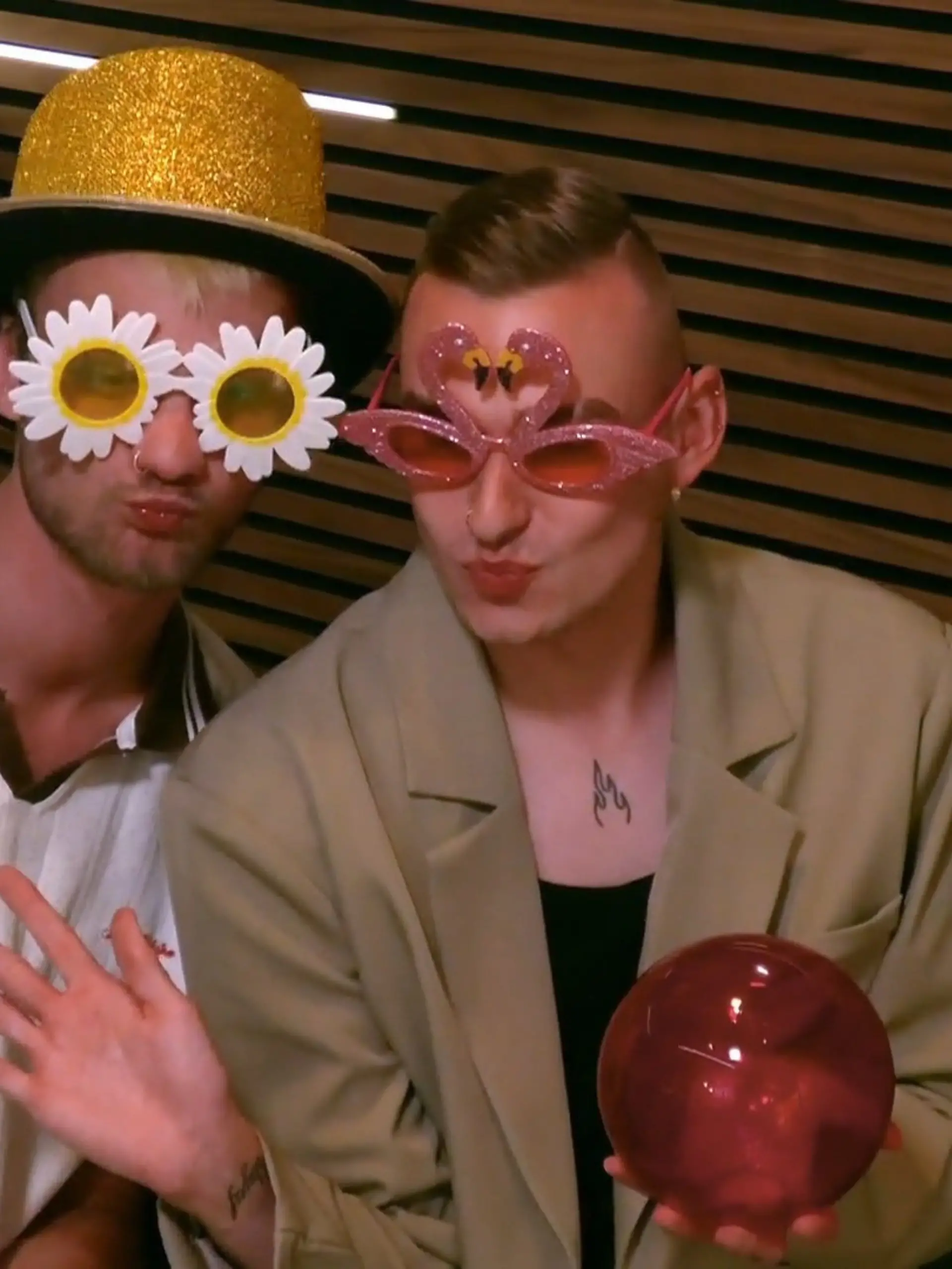 Bild zu: "Nils und Pierre haben den gleichen Musikgeschmack"