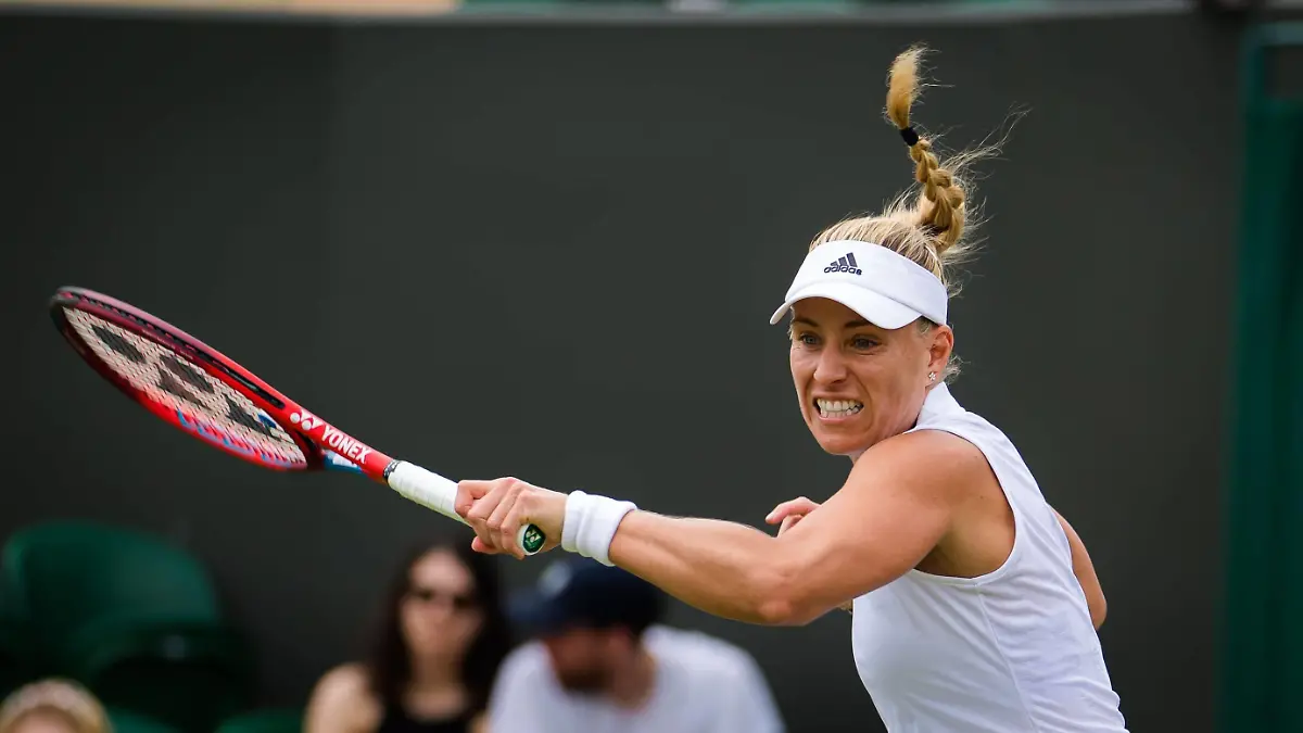 Mandatory Credit: Photo by Rob Prange/Shutterstock 12191441be Angelique Kerber of Germany in action during the second round of the 2021 Wimbledon Championships Grand Slam tennis tournament Wimbledon Tennis Championships, Day 4, The All England Lawn Tennis and Croquet Club, London, UK - 01 Jul 2021 Wimbledon Tennis Championships, Day 4, The All England Lawn Tennis and Croquet Club, London, UK - 01 Jul 2021 PUBLICATIONxINxGERxSUIxAUTXHUNxGRExMLTxCYPxROMxBULxUAExKSAxONLY Copyright: xRobxPrange/Shutterstockx 12191441be