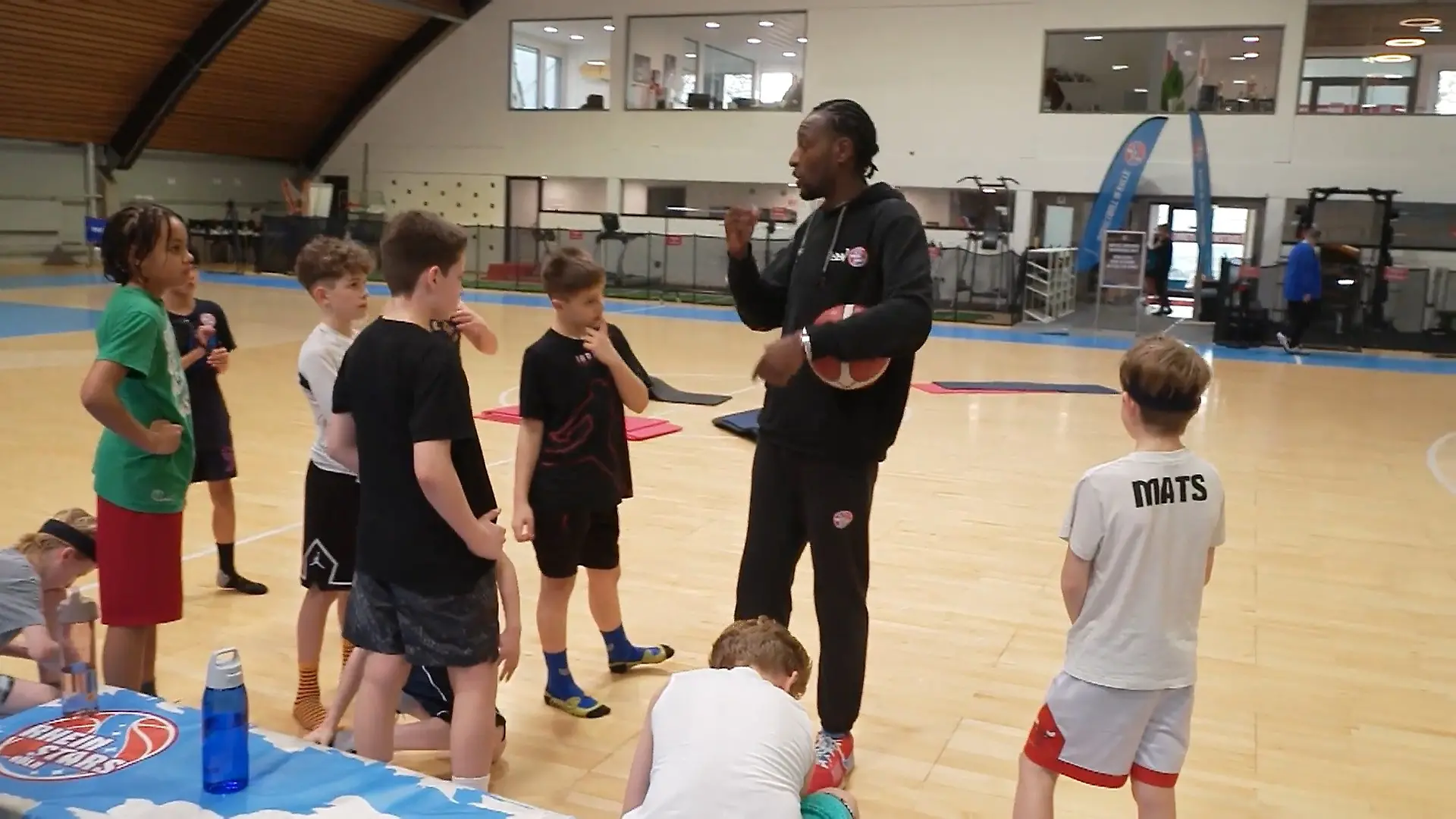 Ex-Basketballer kämpft sich zurück ins Feld Trotz doppeltem Bandscheibenvorfall!