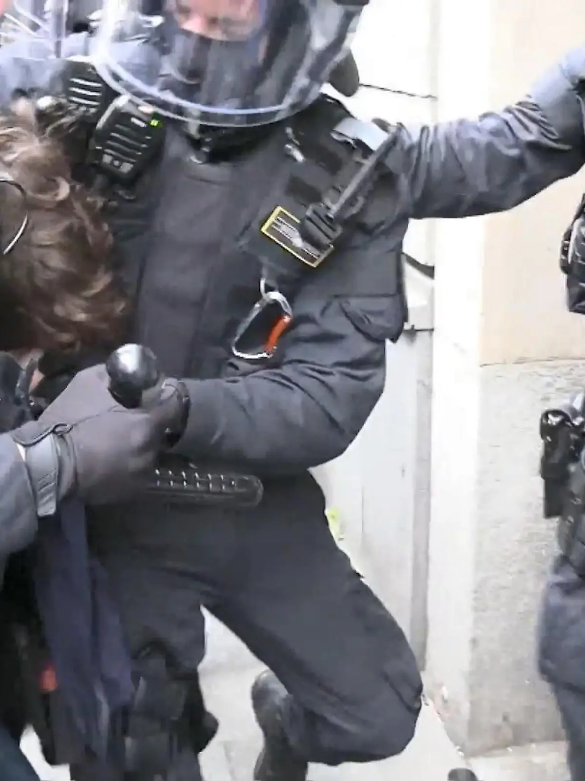 Bild zu: "Polizeieinsatz wurde diskutiert"