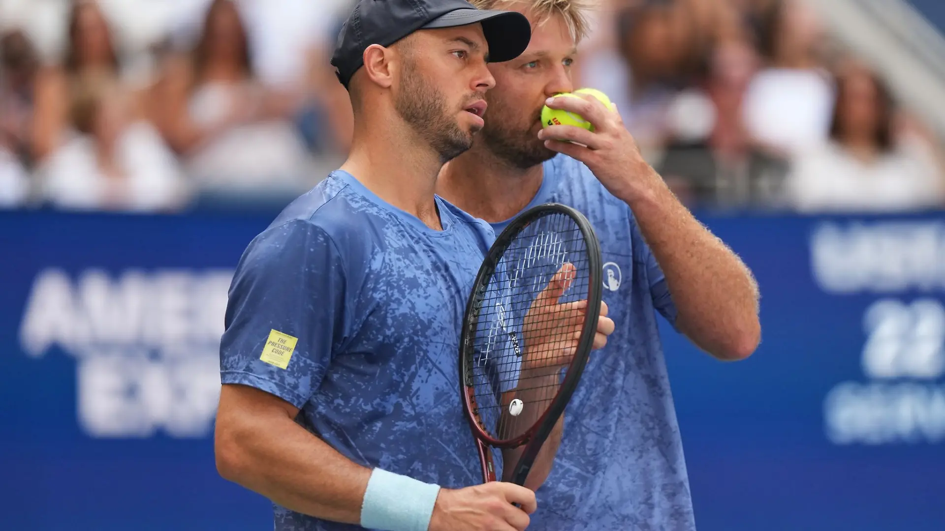 Kevin Krawietz (r) und Tim Pütz verlieren das US-Open-Finale