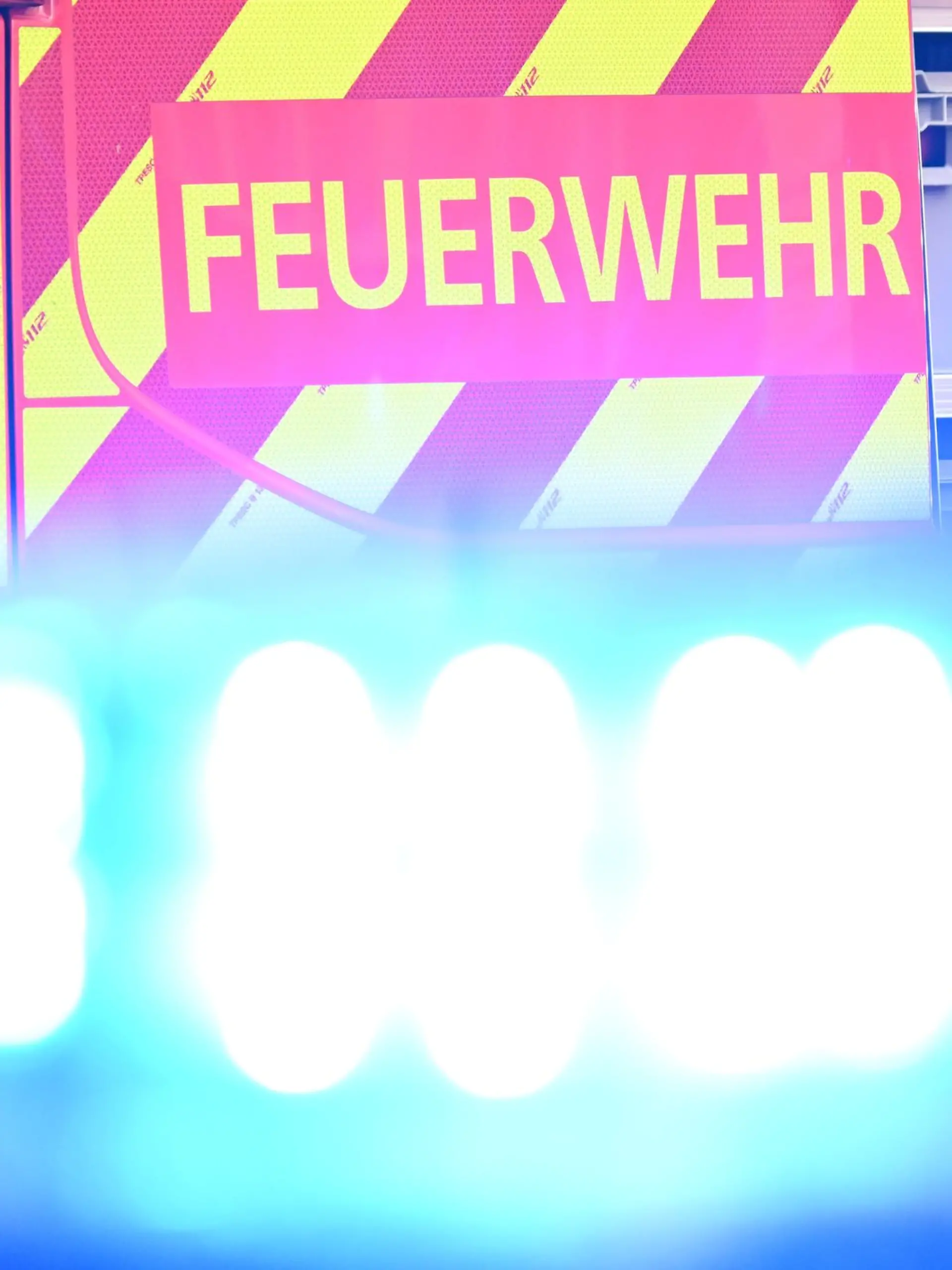 Bild zu: "Vater und zwei Kinder sterben bei Hausbrand – Ermittler haben Verdacht"