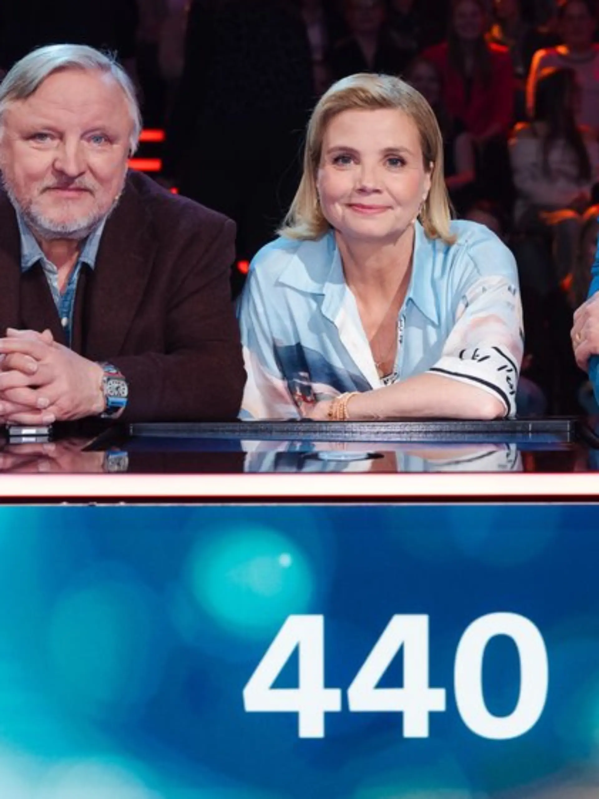 Zum Abschied spielte Annette Frier am 12. September mit Axel Prahl (l.) und Klaas Heufer-Umlauf im Team Maus für den guten Zweck.