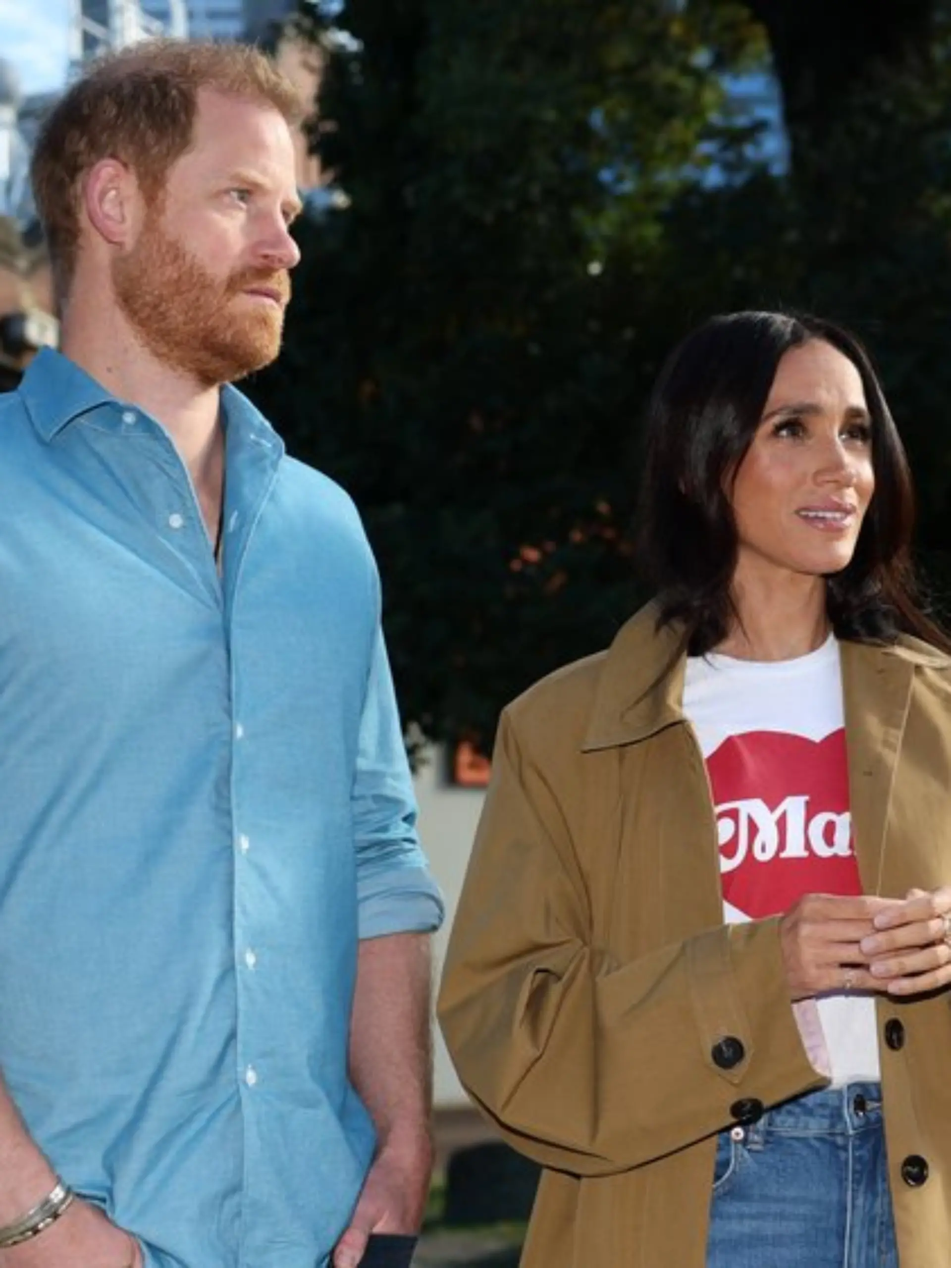 Prinz Harry und Herzogin Meghan sind nach sechs Jahren in Kalifornien zurück in Großbritannien.