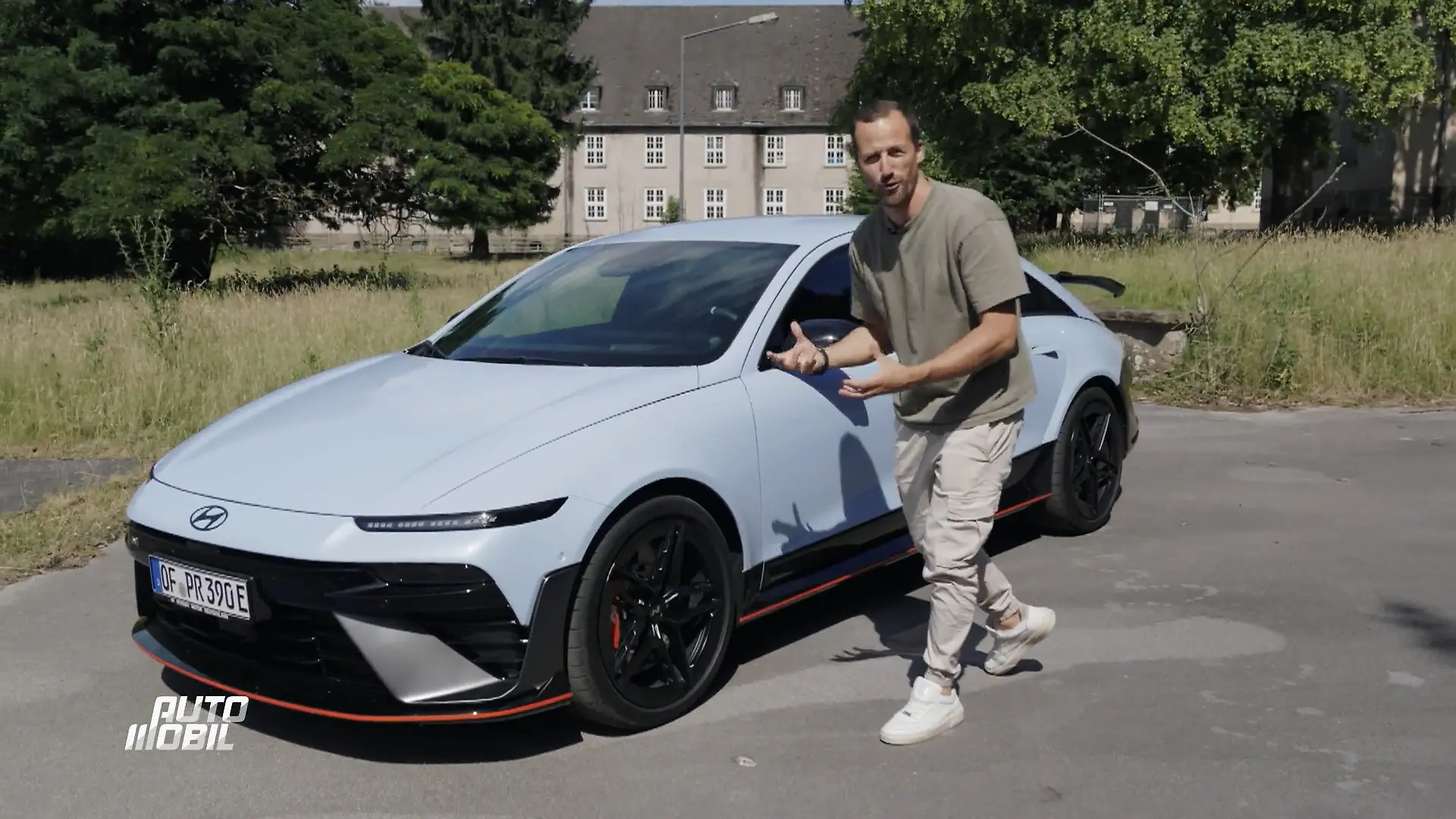 Lance David Arnold prüft, ob der Hyundai Ioniq 6 N wirklich Sport kann Stromer für die Rennstrecke