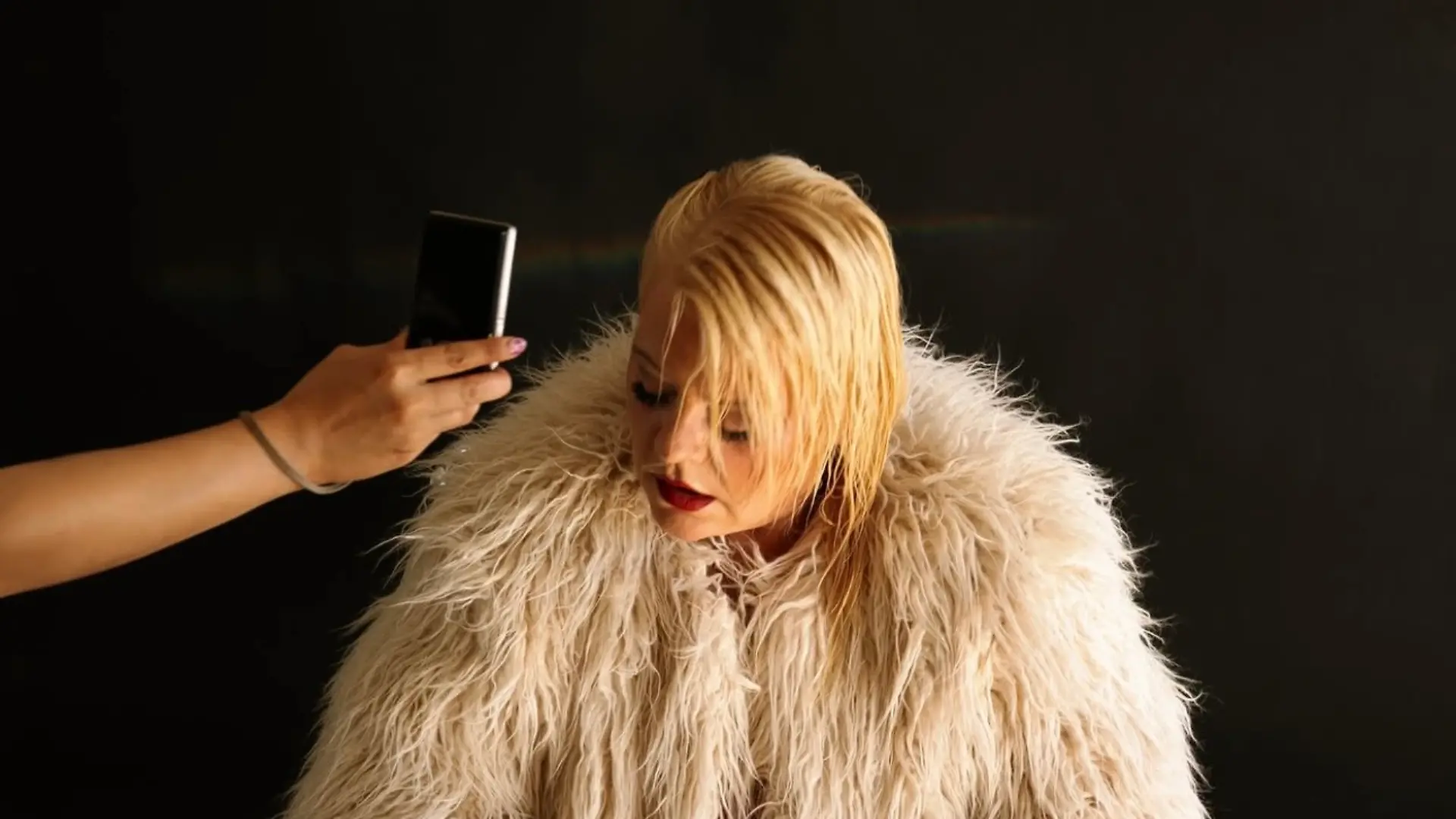 Sexy und selbstbewusst! Tine Wittler begeistert mit neuem Look nach Fotoshooting.