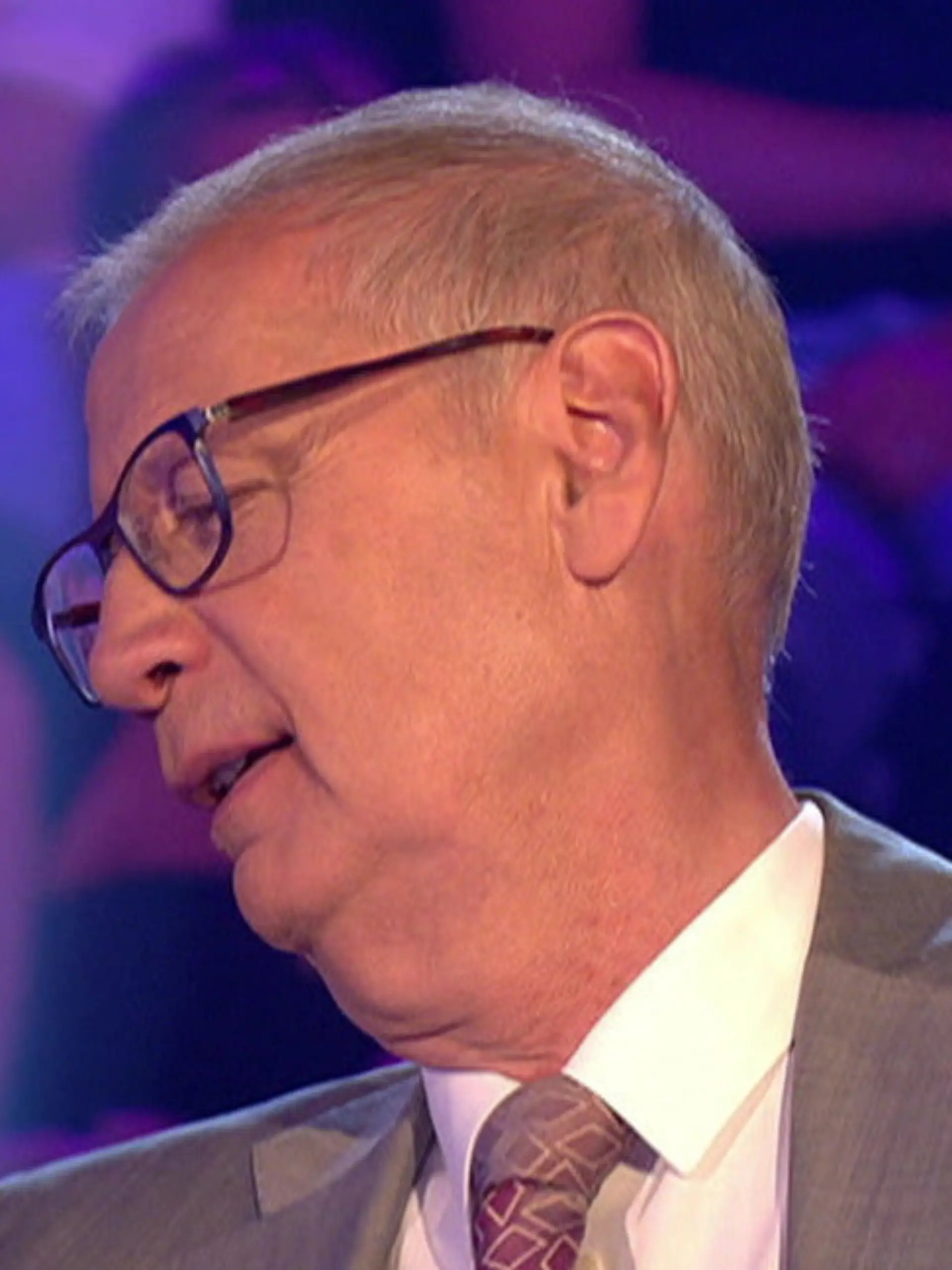Bild zu: "Patzer von Günther Jauch! WWM-Moderator spielt Kandidatin SO in die Karten"