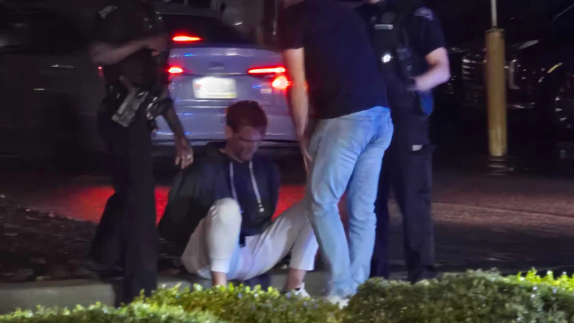 SONDERKONDITIONEN: MINDESTHONORAR: *PREMIUM-EXCLUSIVE* Greenville, SC UPDATE 12:55 PM PST -- TMZ has obtained video of Zach and Brian Hickerson prior to the all-out brawl erupting seemingly showing the brothers beginning to boil over alleged heckling over Hayden Panettiere's death. Brian Hickerson had a wild night with his brother, Zach, at a South Carolina bar .. and it ended with the brothers in handcuffs and Brian claiming that police leaked details about the death of his actress girlfriend, Hayden Panettiere. The Greenville PD tells TMZ .. Brian was ultimately released, but Zach was taken into custody for disorderly conduct and brought to jail. All the drama kicked off Saturday night at Wild Wing Cafe in Greenville when Brian suddenly picked up a stool at the bar and slung it backwards, according to sources with direct knowledge. Our sources say Brian had been drinking for hours with his brother at a table in the back of the saloon before he went up to the bar to chat with some people. In video, obtained by TMZ, Brian is seen being hoisted into the air by someone behind him during an argument with other patrons. Brian was then carried out of the restaurant as a bartender yells, "Let him go!" We're told Greenville PD officers were called and responded to the bar for a report of an "assault." Police say they encountered Brian and Zach invovled in an altercation with other people outside the joint. We're told Brian got handcuffed by officers at one point, and yelled, "GPD leaked it when my girlfriend died," a clear reference to the death of Hayden. Police say Zach was highly intoxicated and began yelling profanities, leading to his arrest for disorderly conduct. Brian, however, was not arrested and released. As you know, Zach discovered Hayden's body in a Greenville apartment where she and Brian were staying on August 16. In a statement, Zach told TMZ Brian administered Narcan to Hayden after finding her unconscious, but she could not be revived. Hayden's cause and manner of death have yet to be released. Law enforcement sources tell us .. the Drug Enforcement Administration has launched an investigation into Hayden's death. We reached out to Zach and Brian's attorney .. so far no word back. **MANDATORY CREDIT: TMZ/BACKGRID** Pictured: Brian Hickerson BACKGRID USA 13 SEPTEMBER 2026 BYLINE MUST READ: action press / TMZ / BACKGRID **USA and Canada Clients Must Call for Rights**